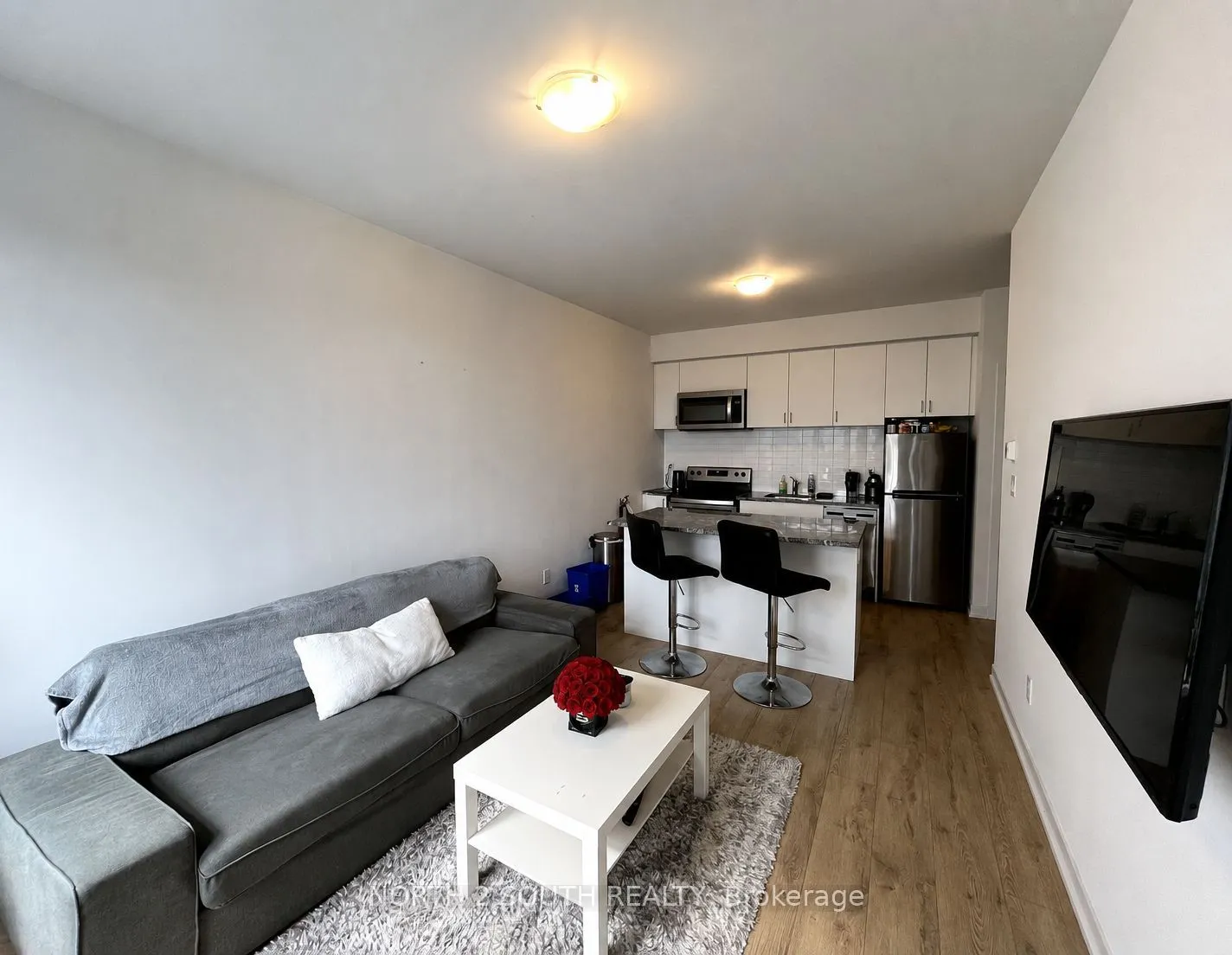 1760 Simcoe Street N #93 (Rm 2)