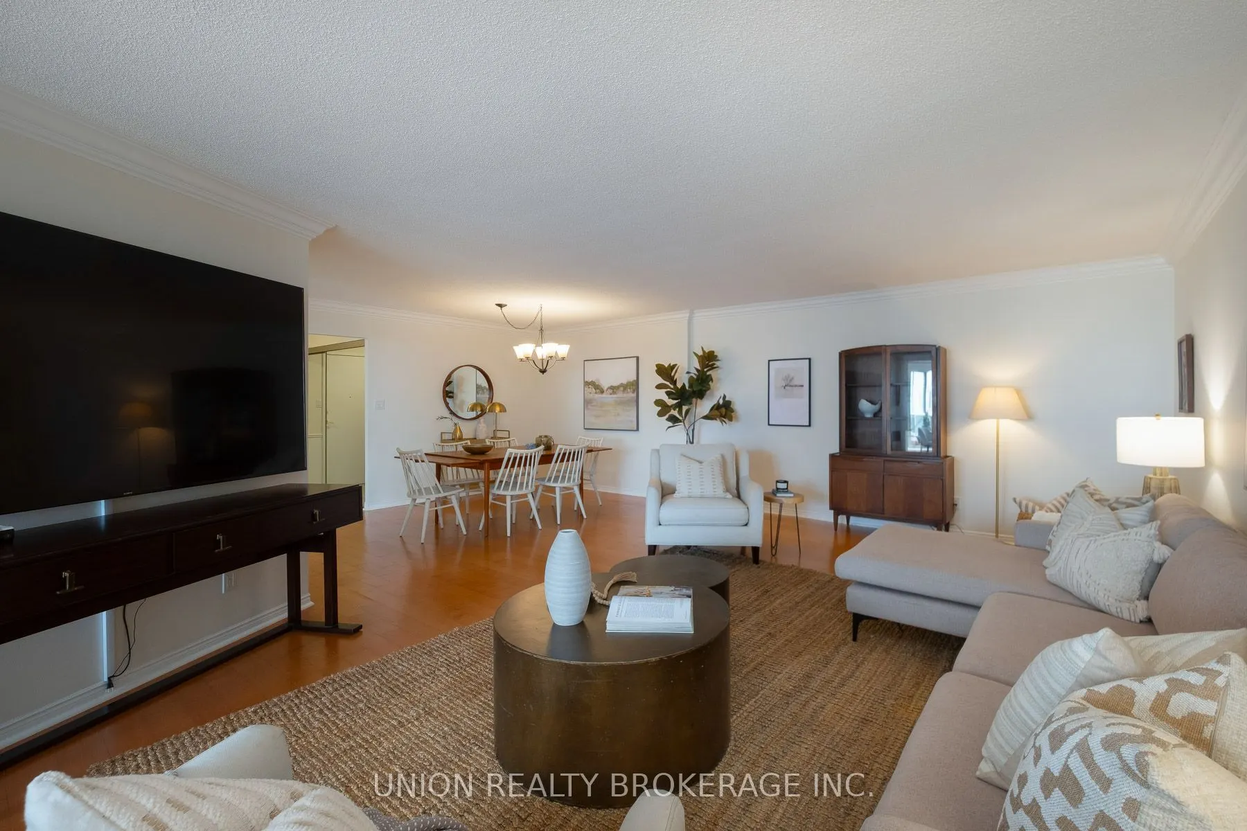 20 Guildwood Parkway #711