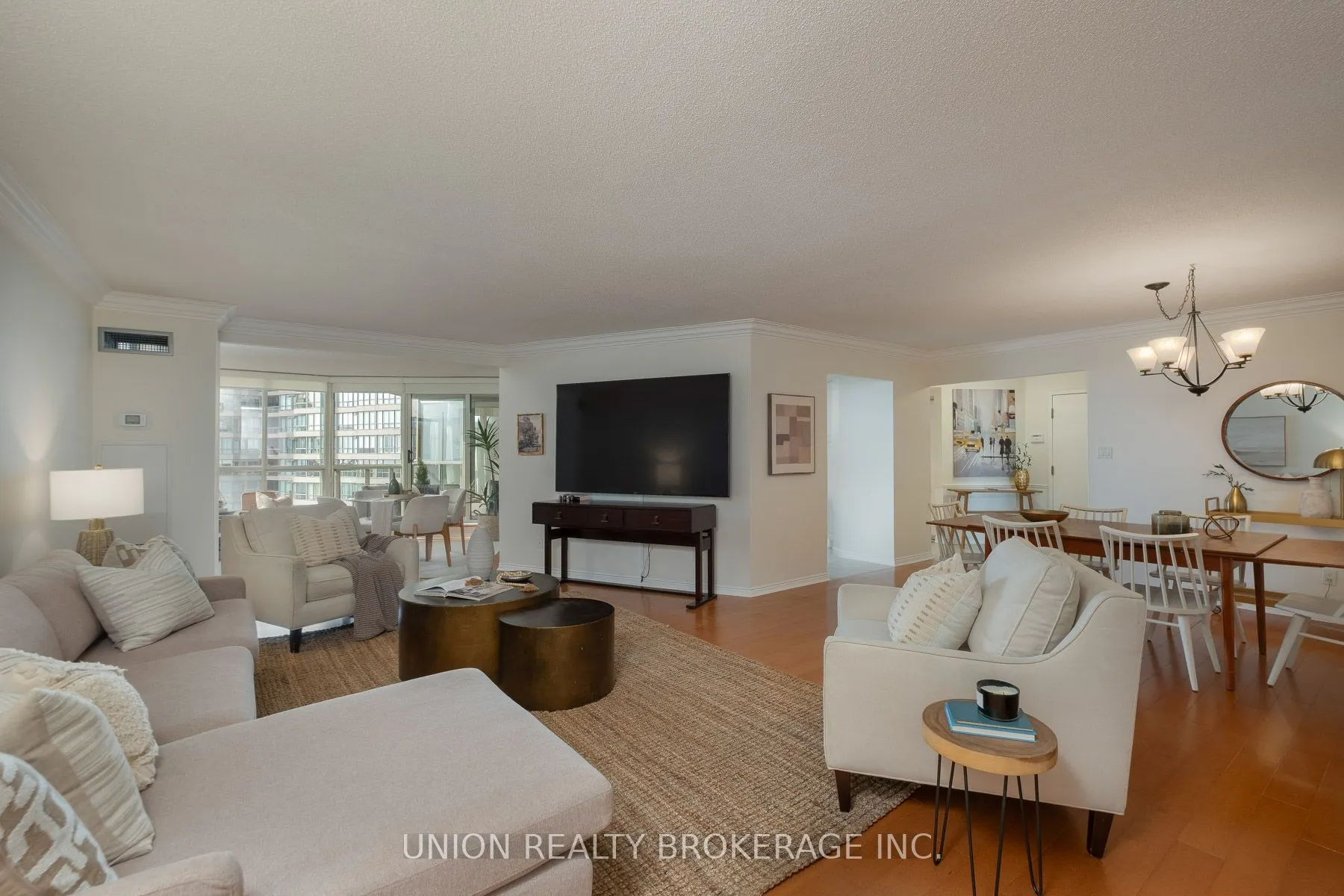 20 Guildwood Parkway #711