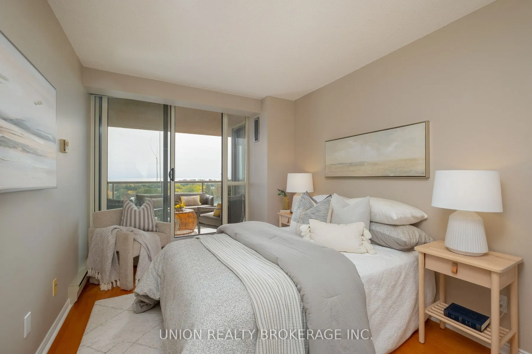 20 Guildwood Parkway #711