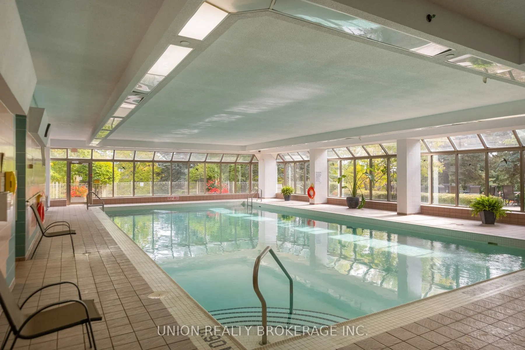 20 Guildwood Parkway #711
