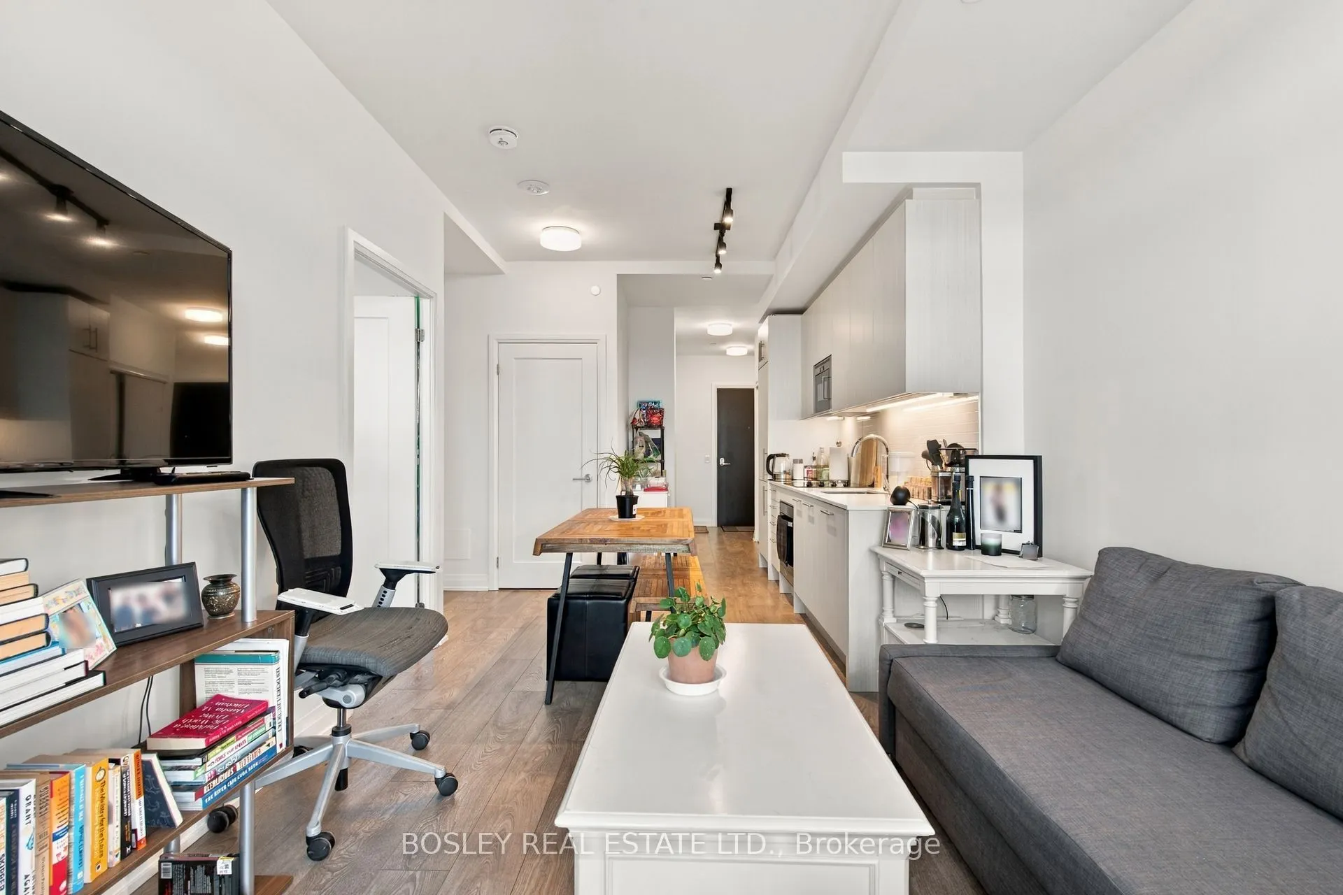 286 Main Street #502