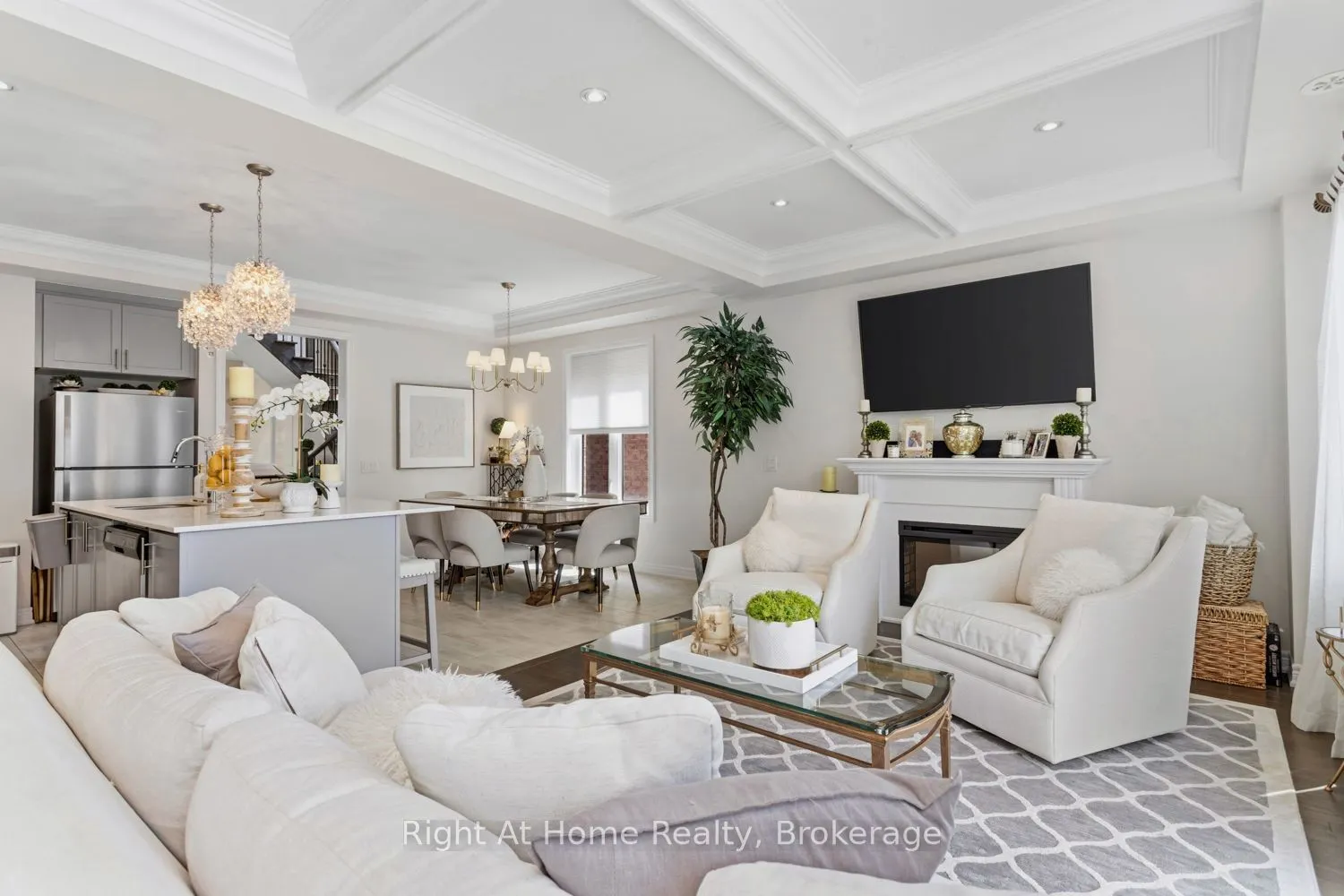 89 Elkington Crescent