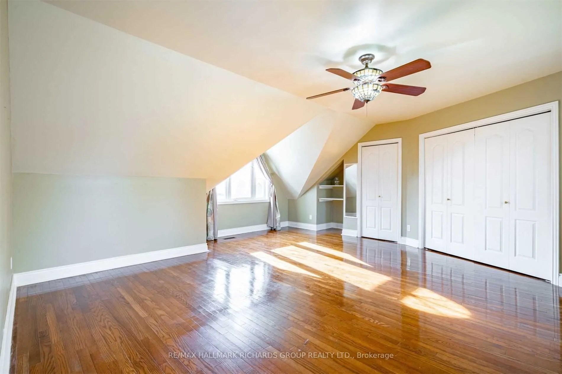32 Briar Dale Boulevard