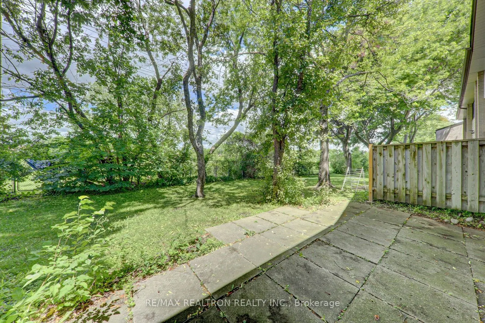 10 Livonia Place #105