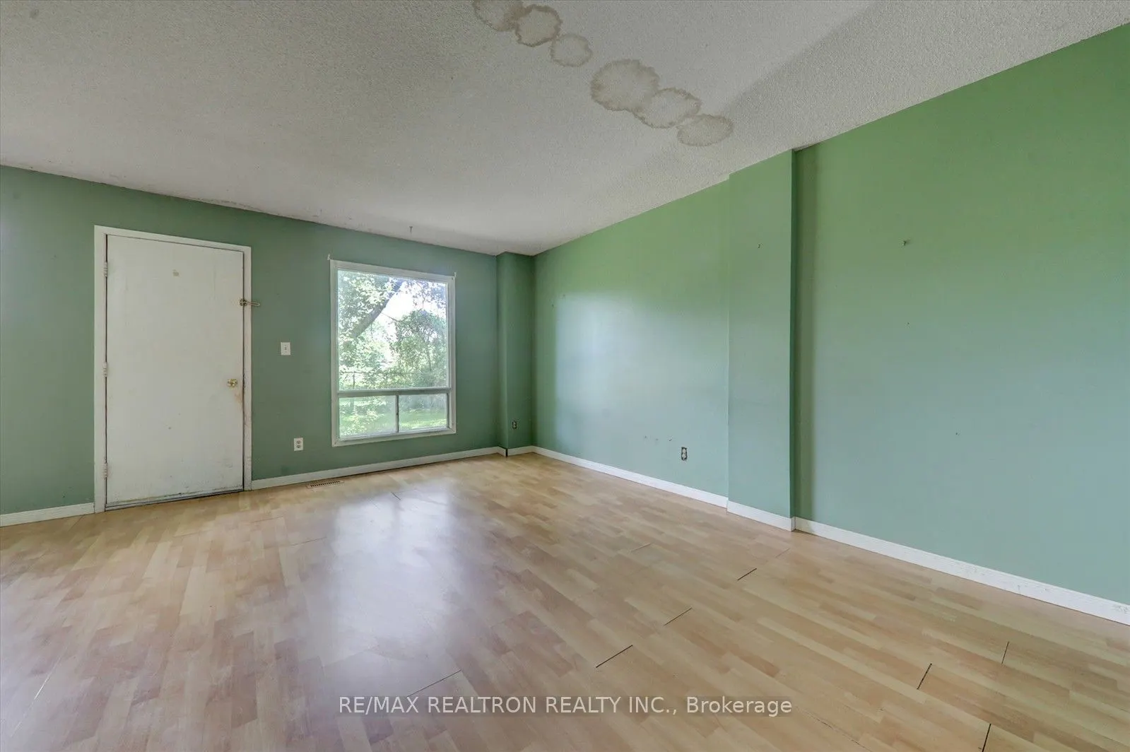 10 Livonia Place #105
