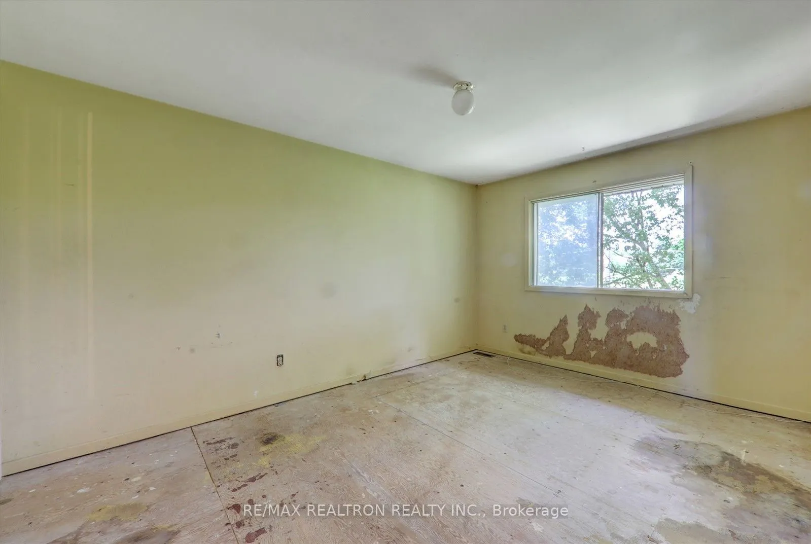 10 Livonia Place #105
