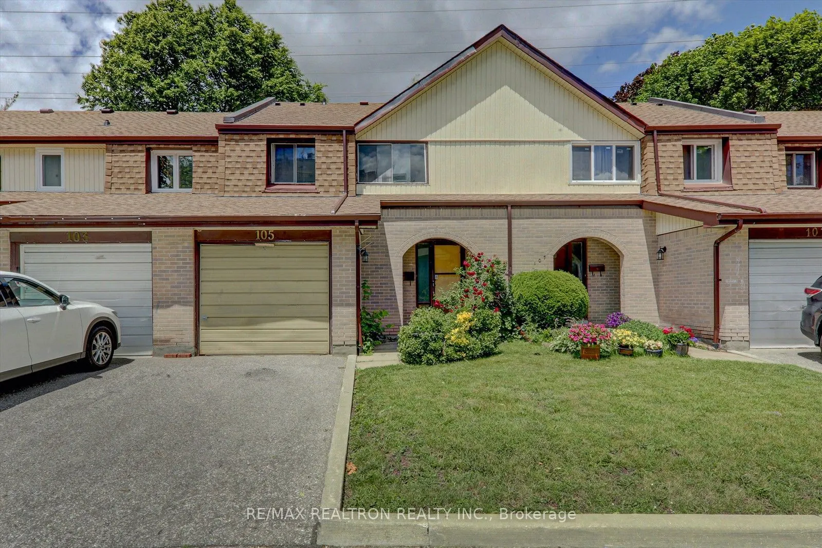 10 Livonia Place #105