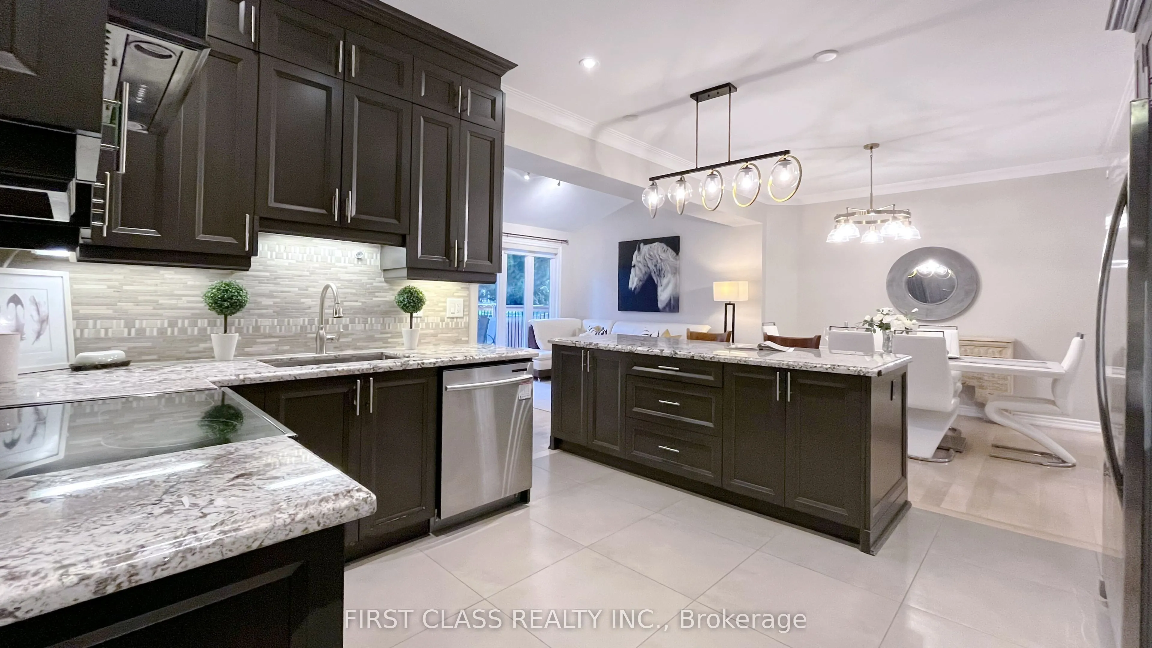 30 Meadowacres Drive
