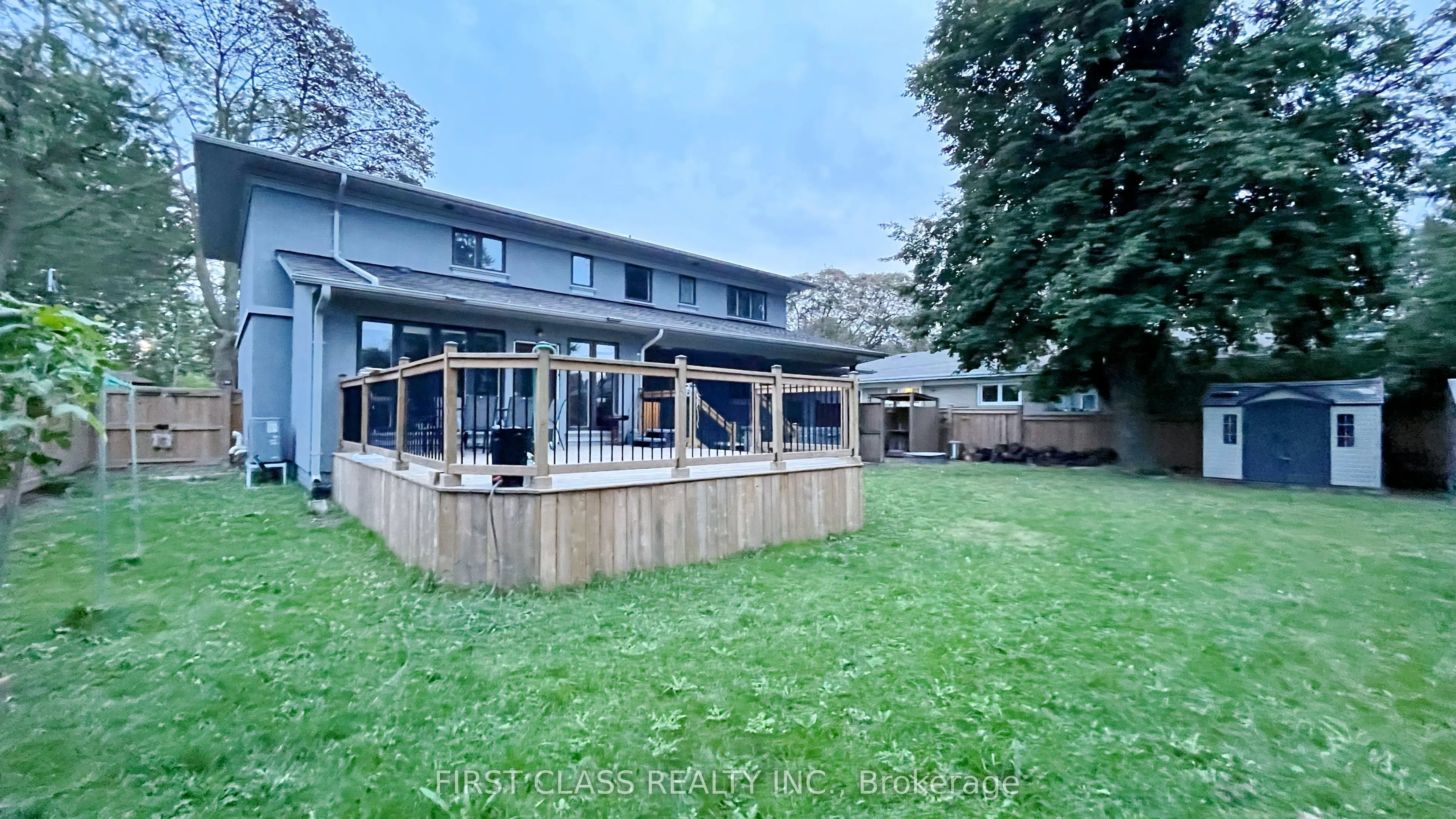 30 Meadowacres Drive