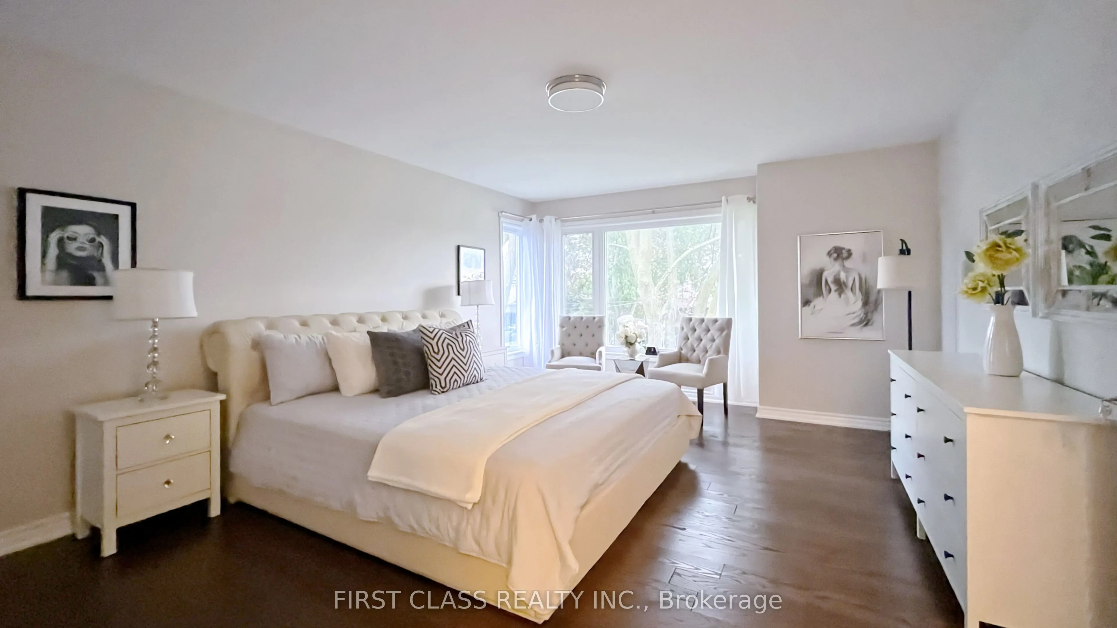 30 Meadowacres Drive