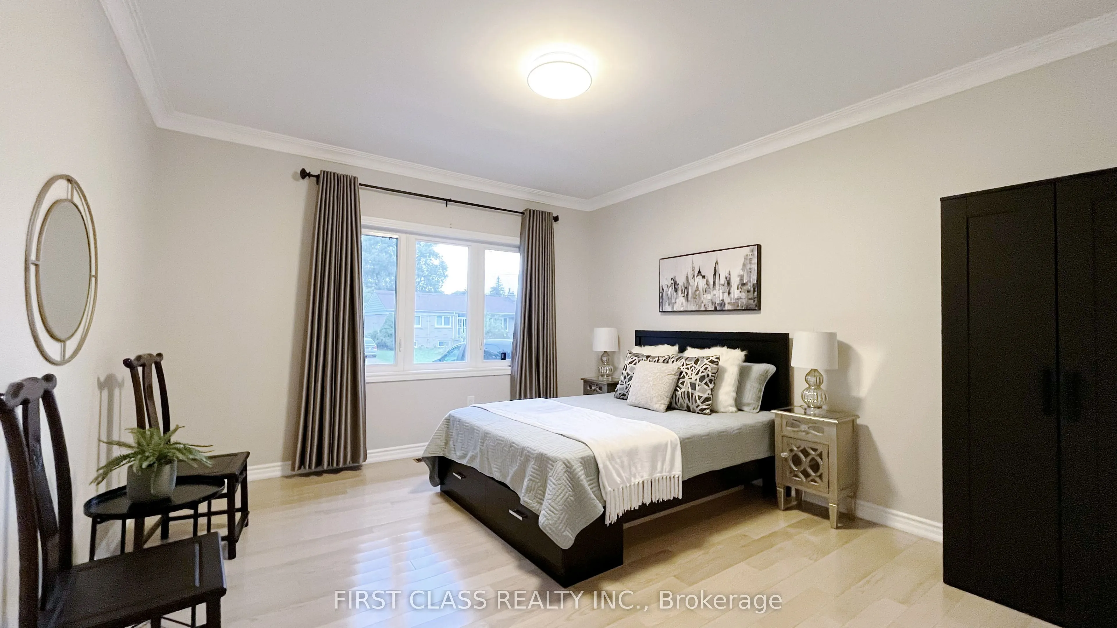 30 Meadowacres Drive