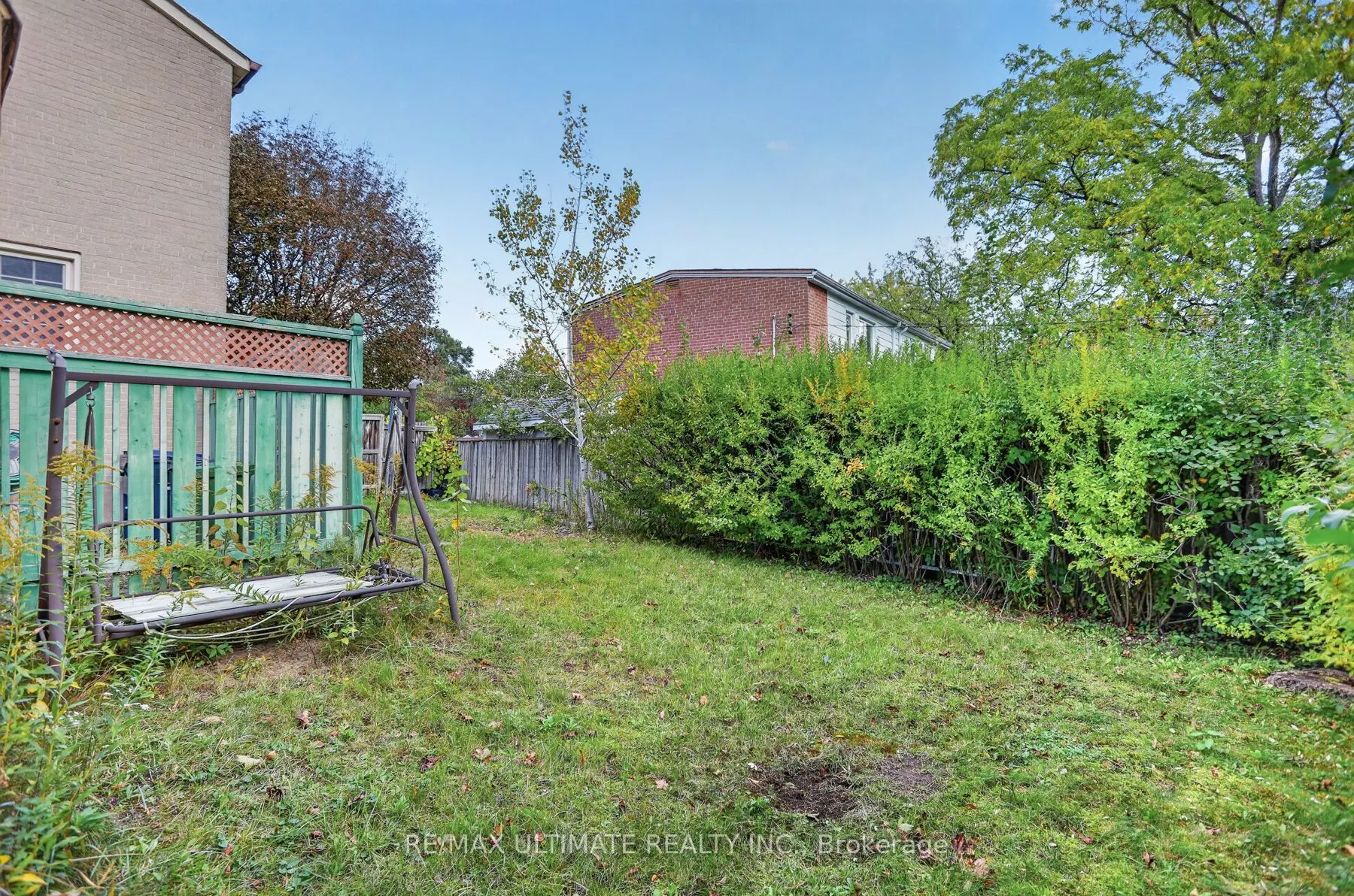 73 Chestnut Crescent
