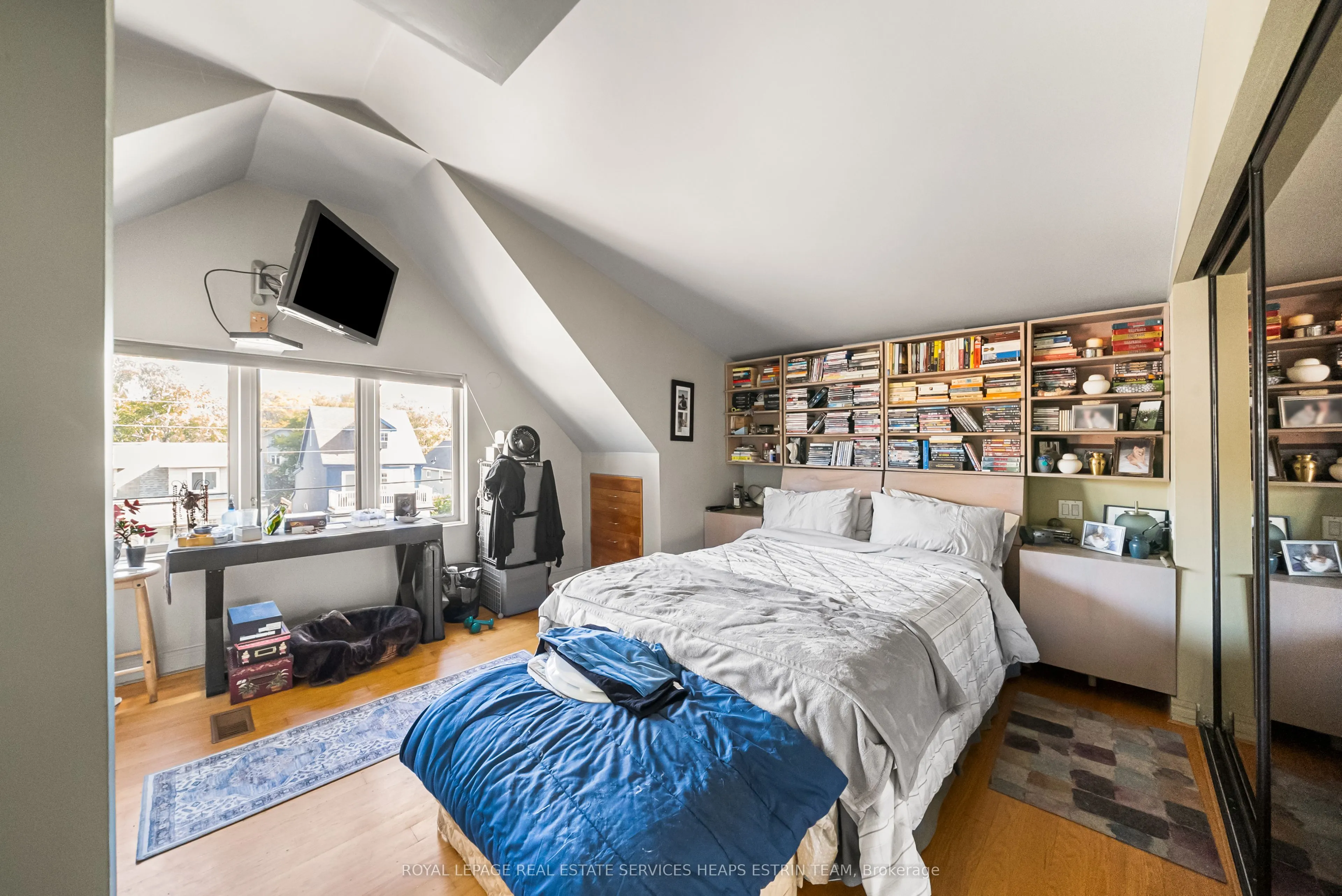 300 Woodbine Avenue