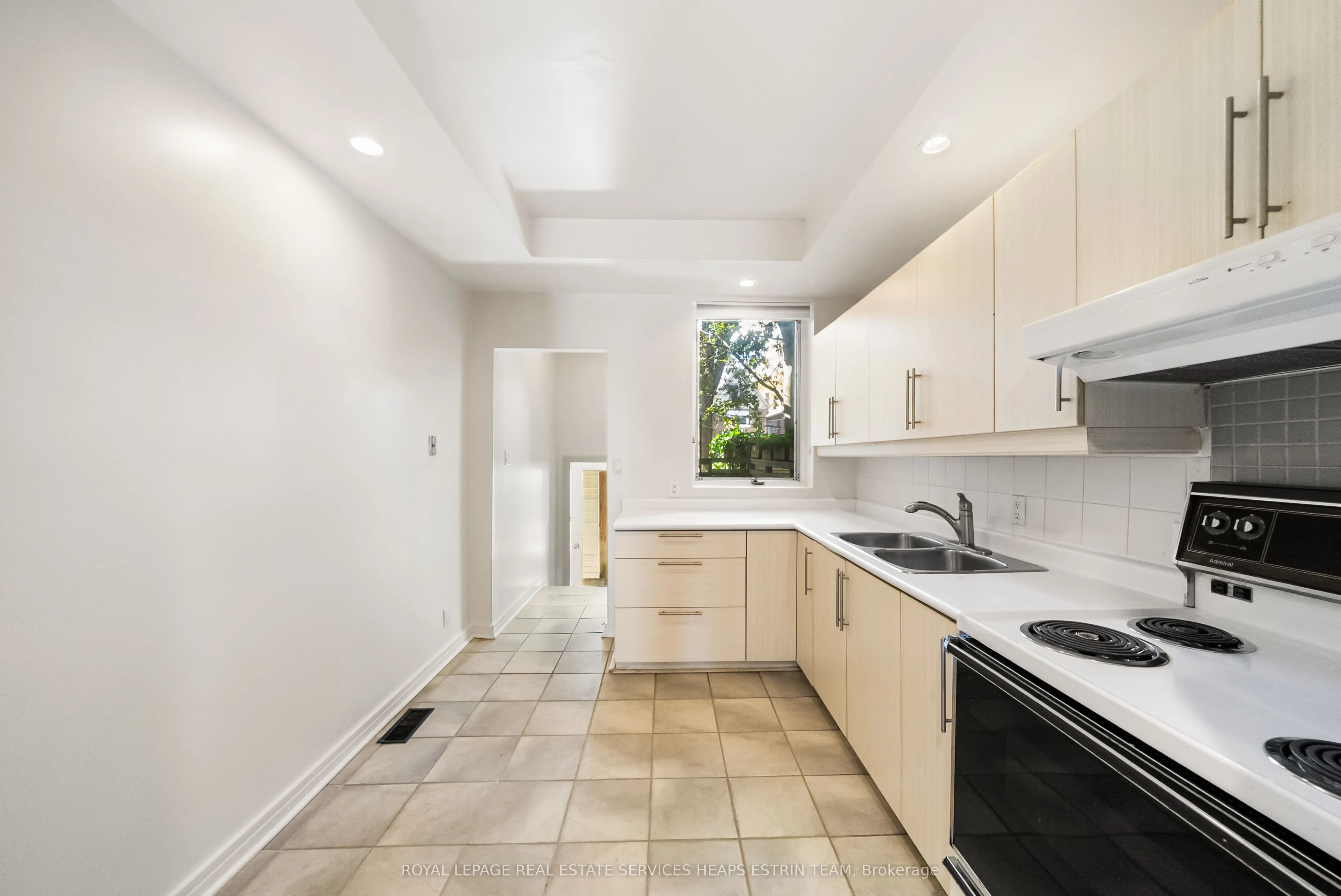 300 Woodbine Avenue