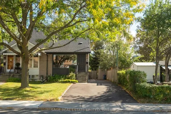 35 Chapman Avenue