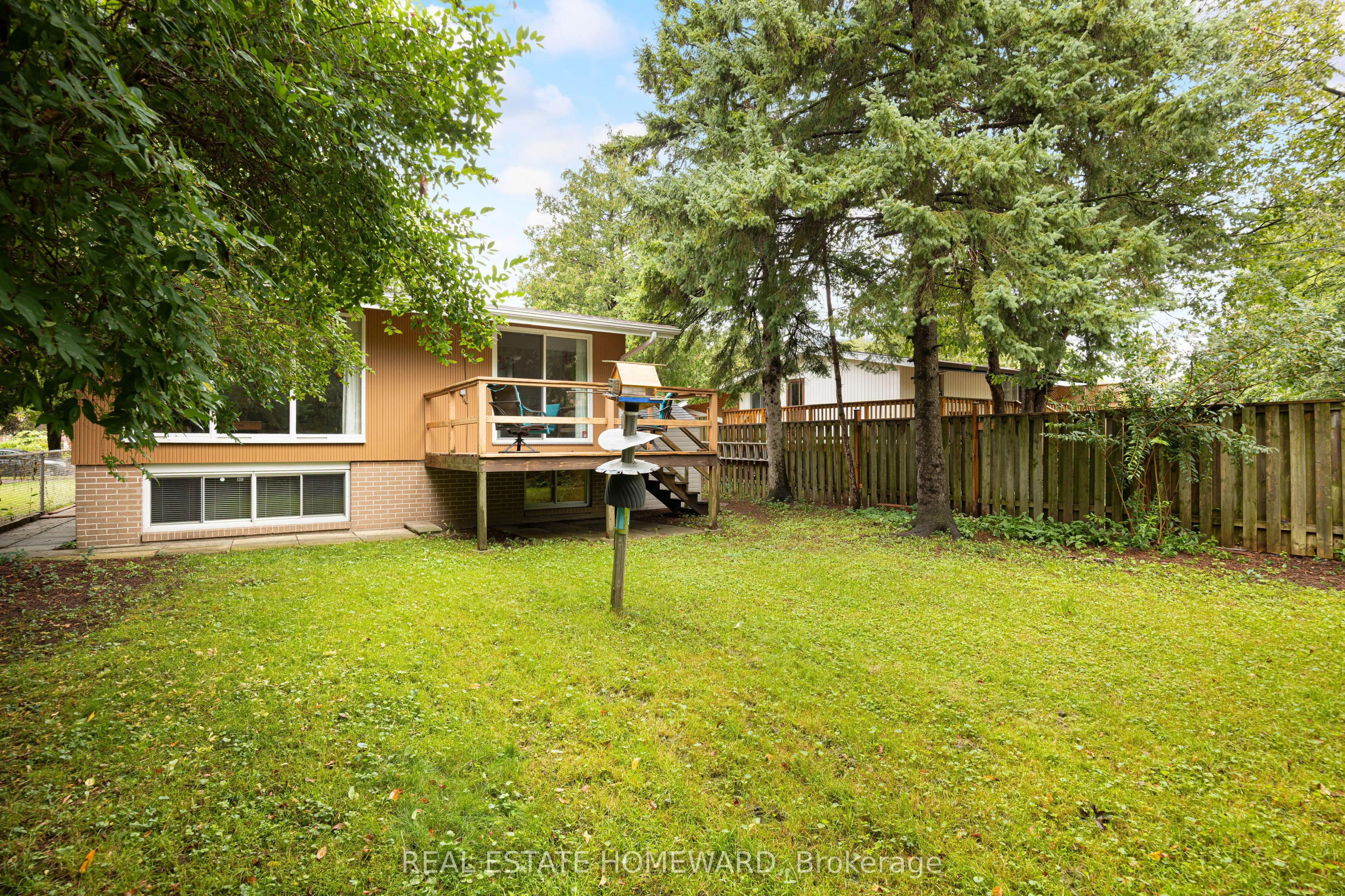 23 Norbury Crescent