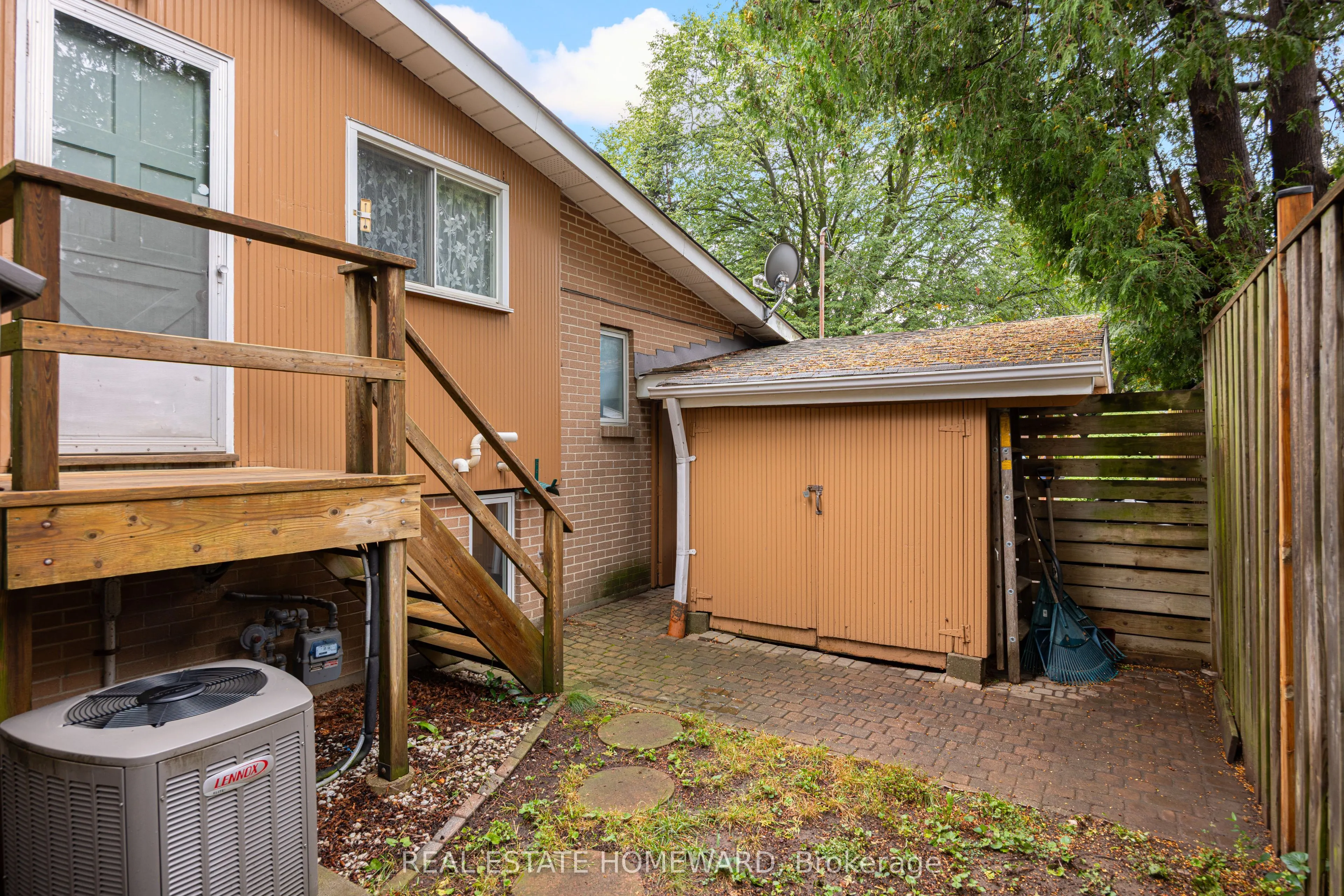 23 Norbury Crescent