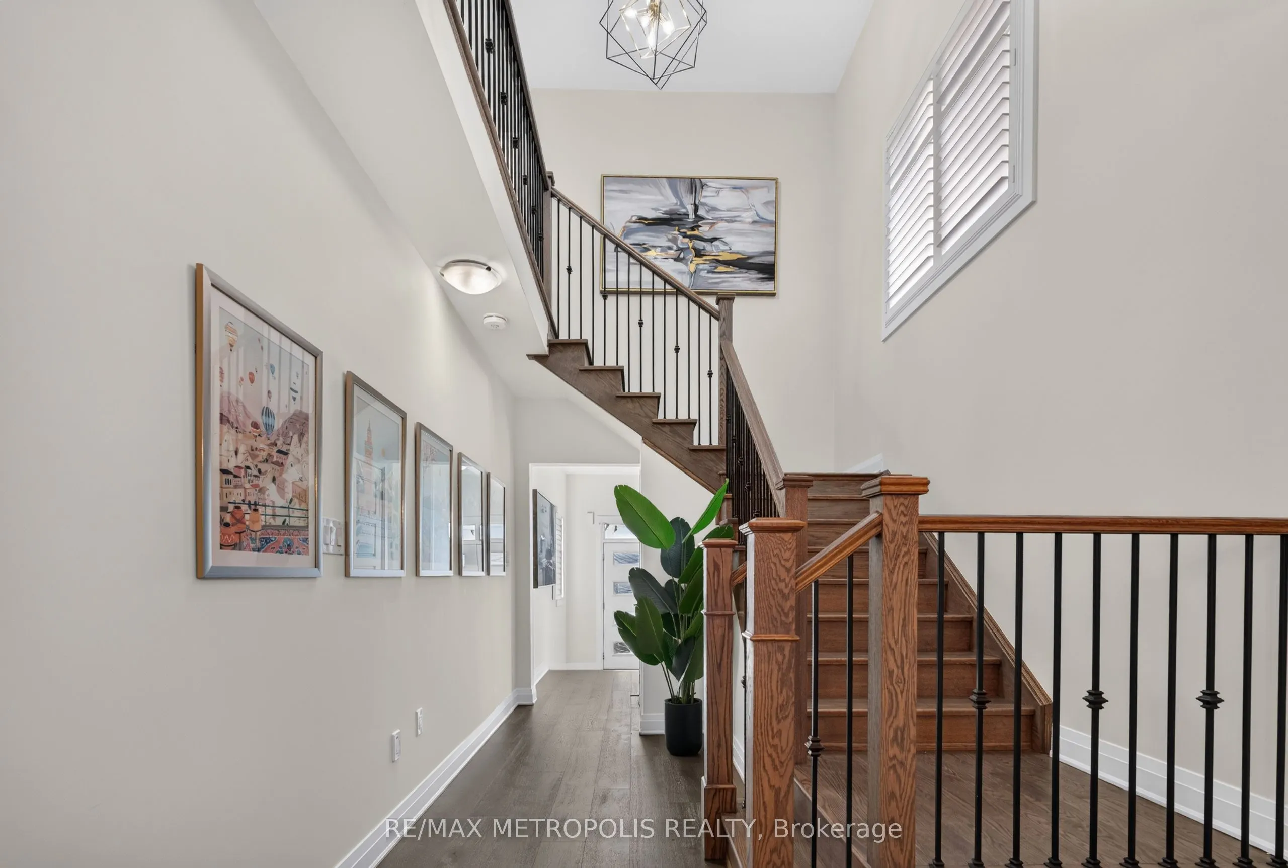 32 Lockyer Drive