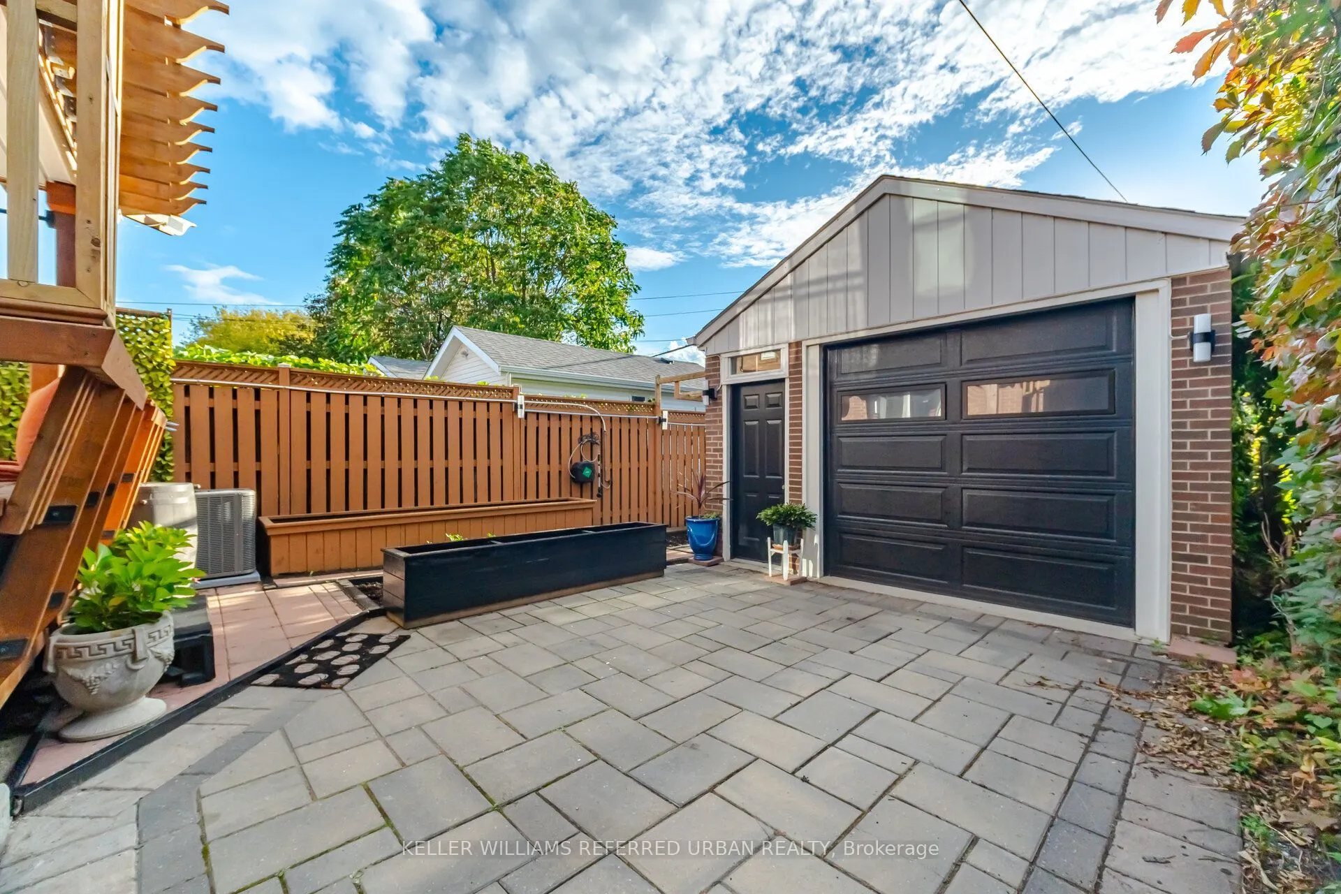 96 Highfield Road