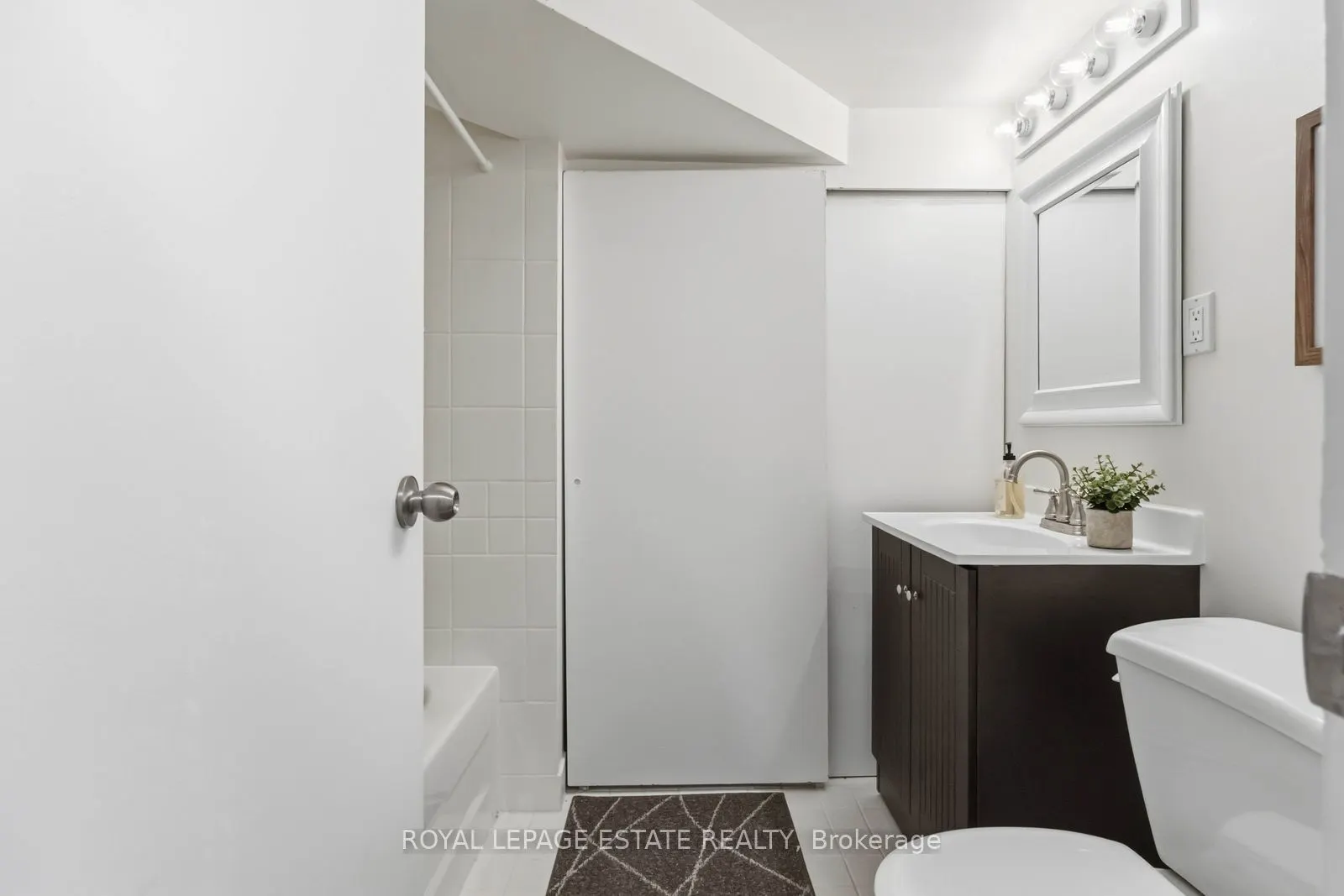 81 Courcelette Road