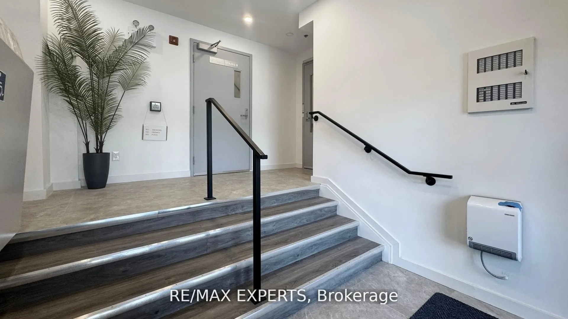 45 Connaught Avenue #302