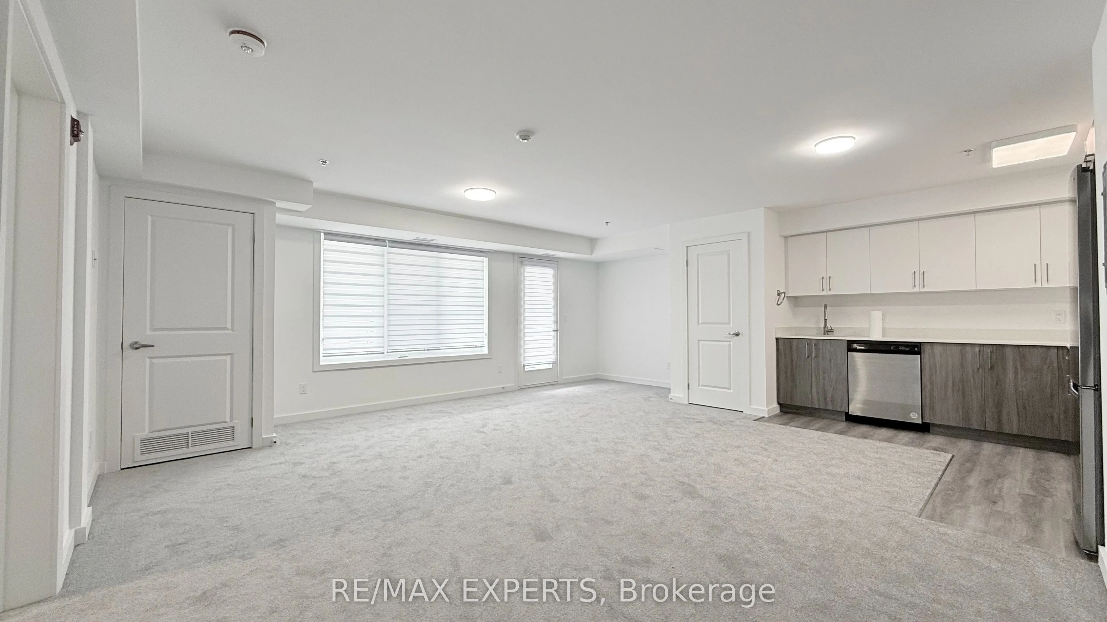 45 Connaught Avenue #402