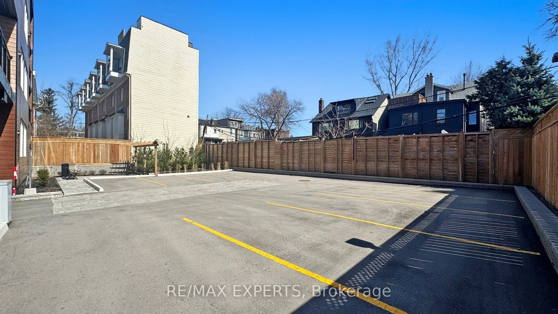 45 Connaught Avenue #402