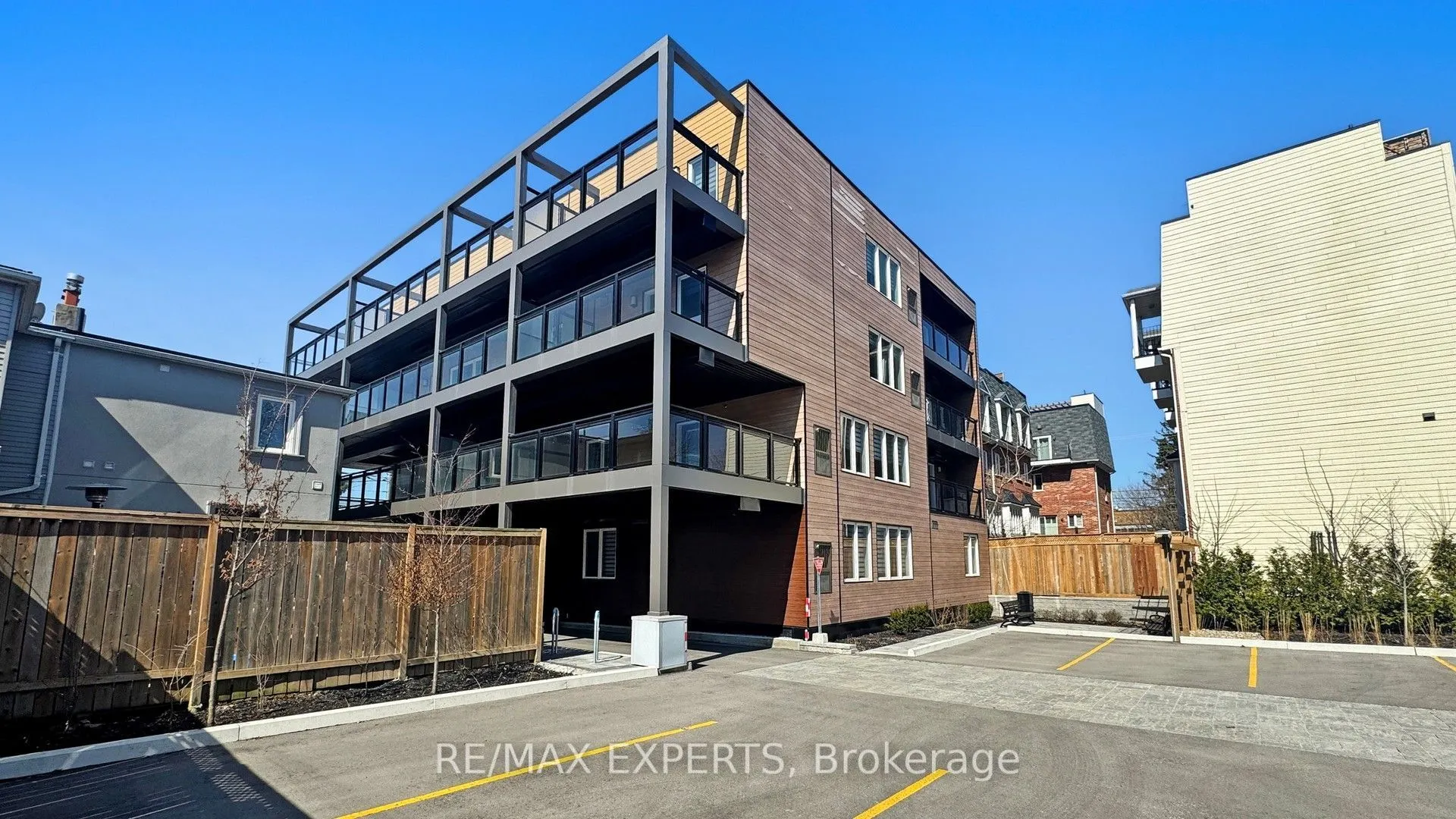 45 Connaught Avenue #402
