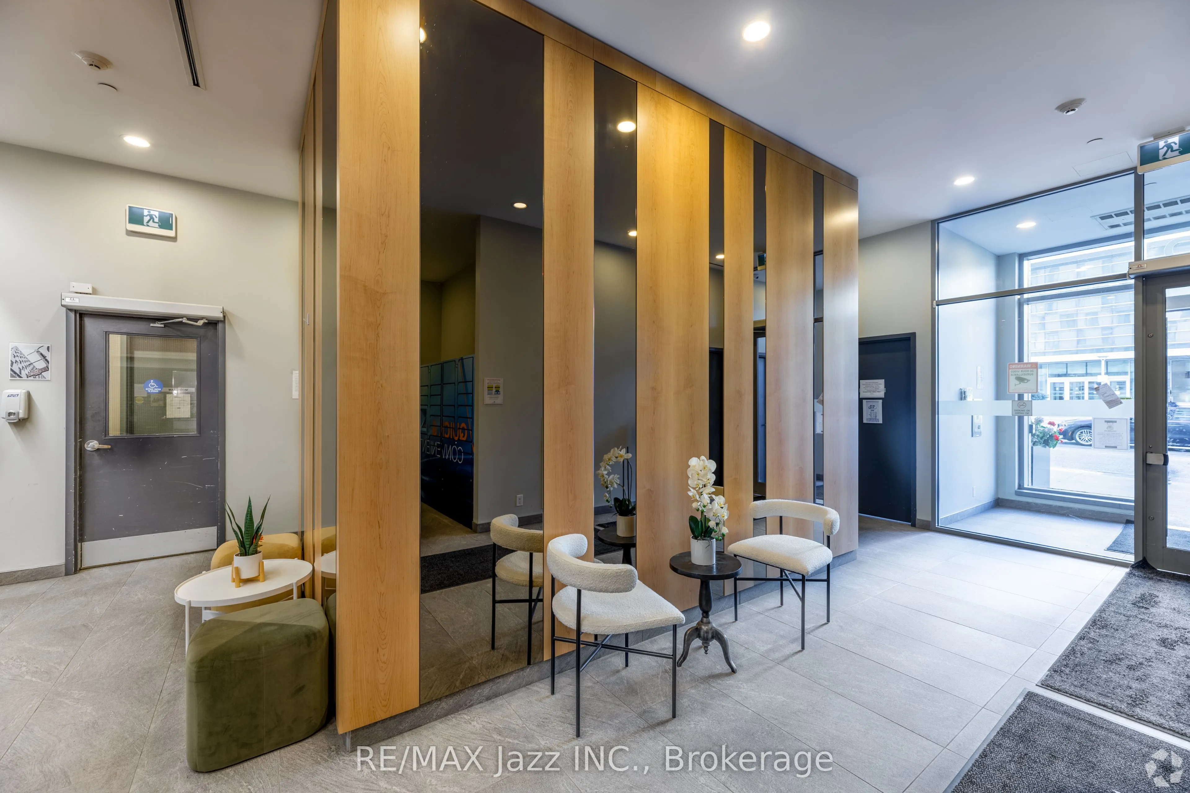 100 Bond Street E #307