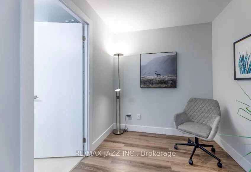 80 Bond Street E #1518