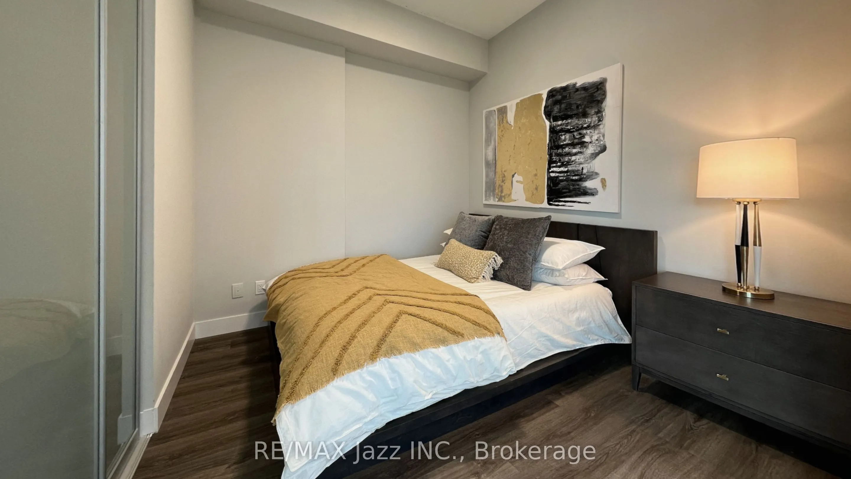 80 Bond Street E #1508