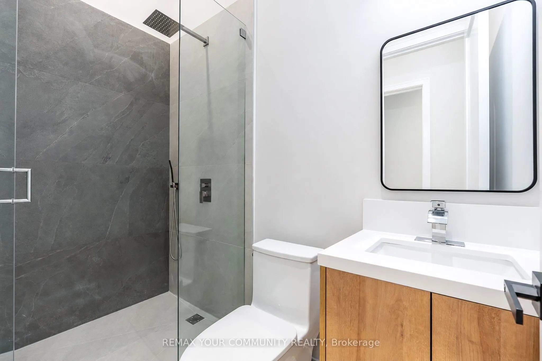 281 Queensdale Avenue