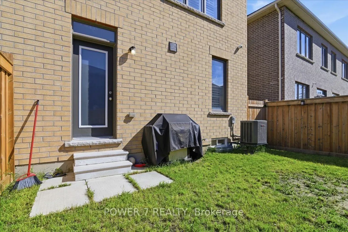 94 Conarty Crescent