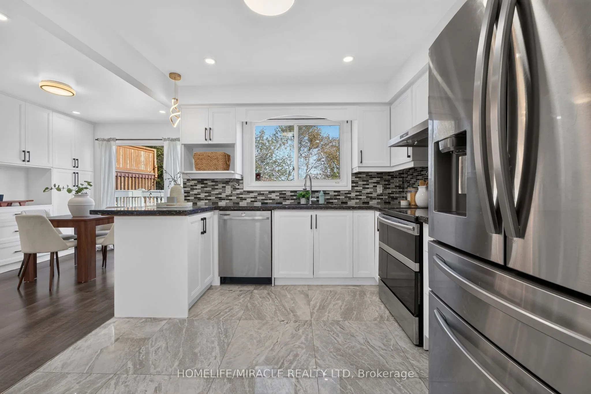 3 Trawley Crescent