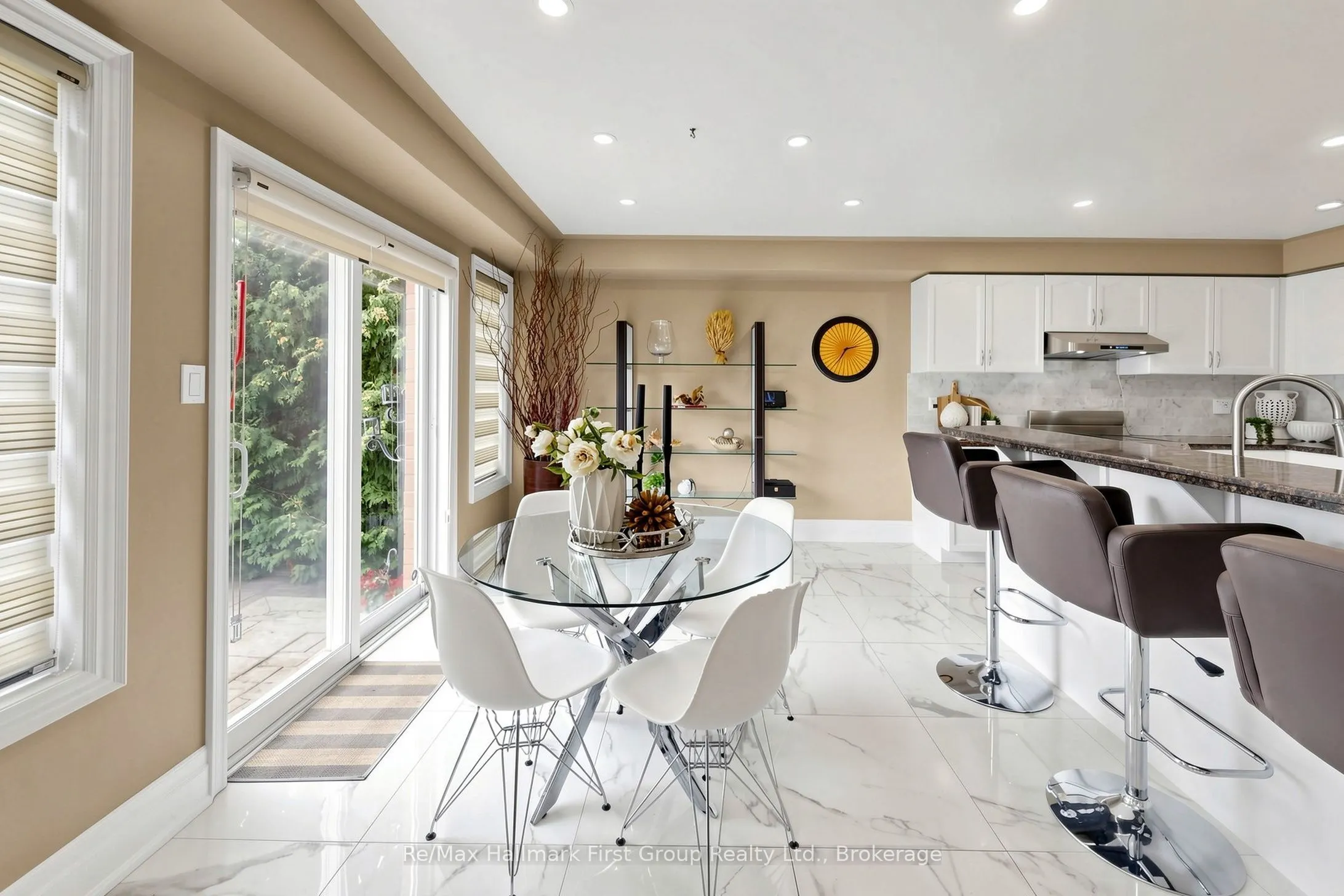 3271 Country Lane