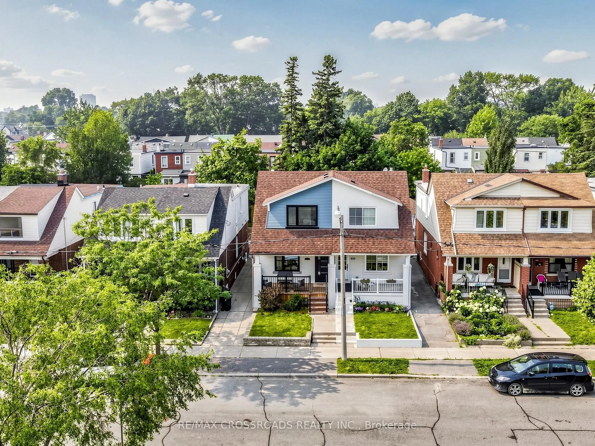 548 Glebeholme Boulevard