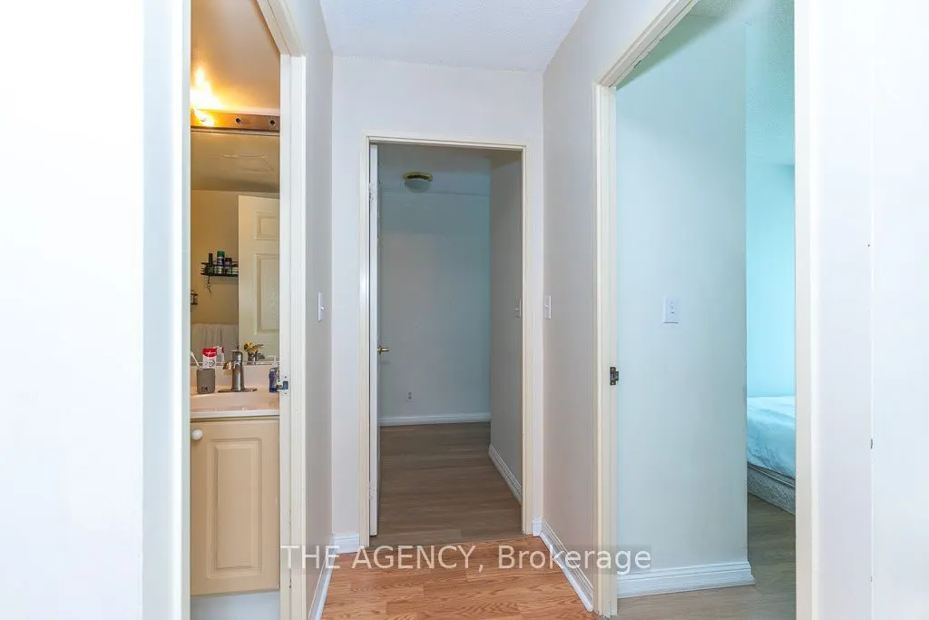 18 Lee Centre Drive #903