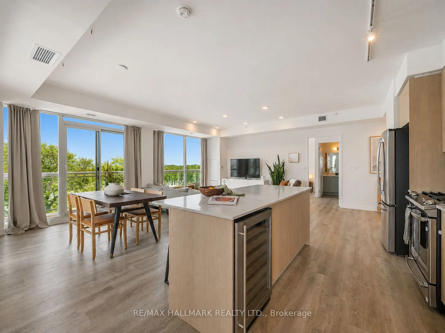 1350 Kingston Road #604