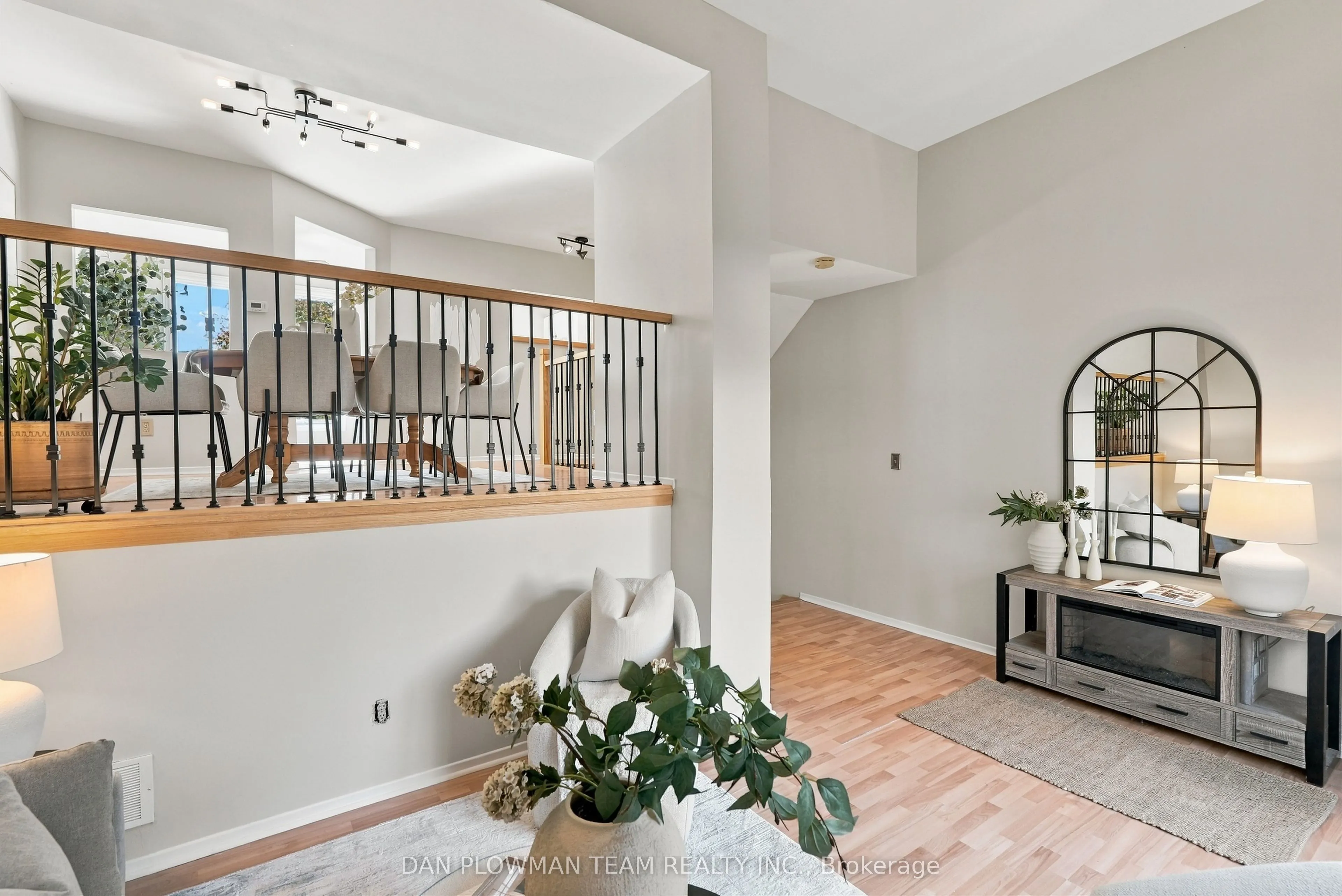 1133 Ritson Road N #81