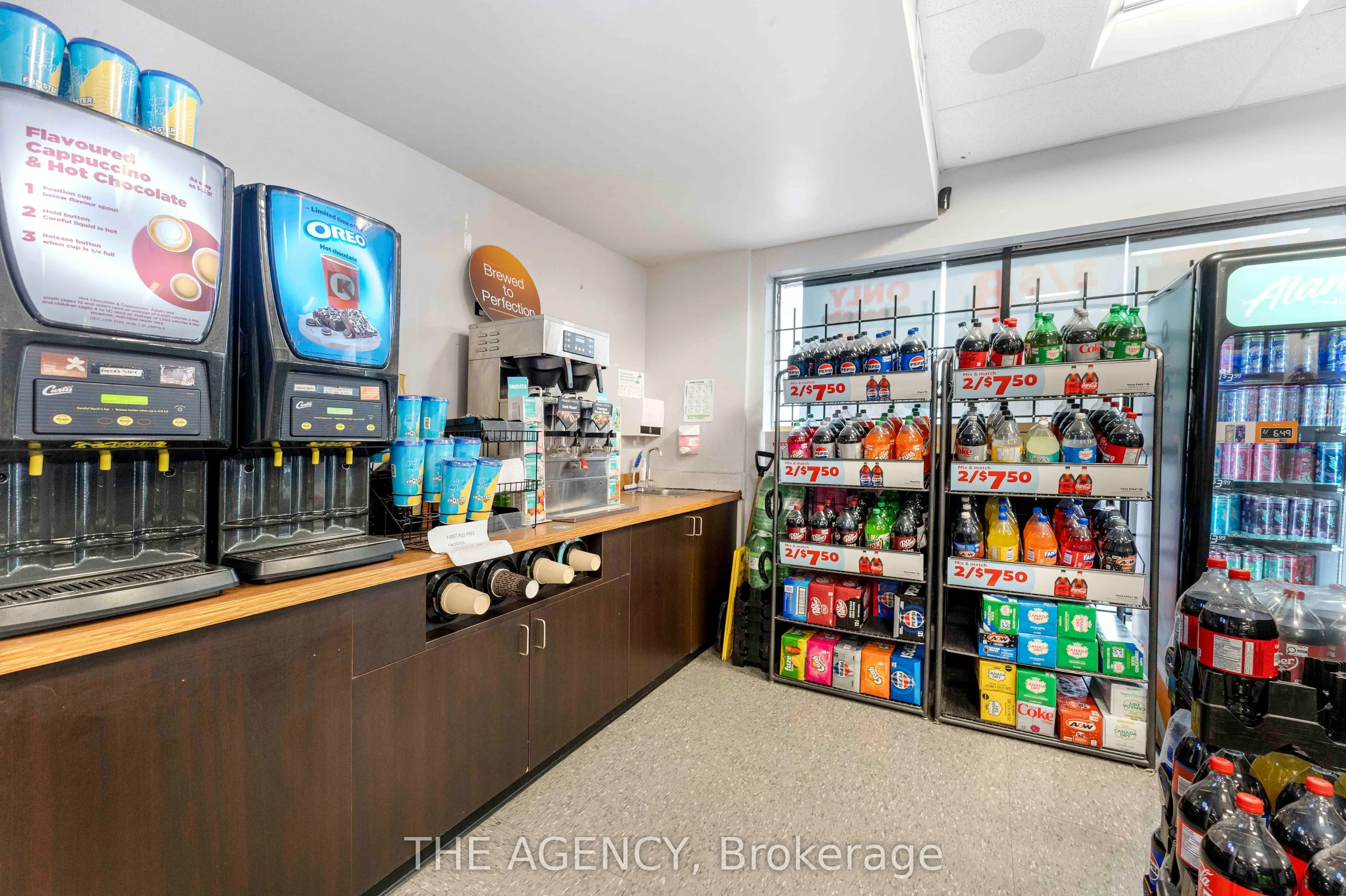 1339 King Street E