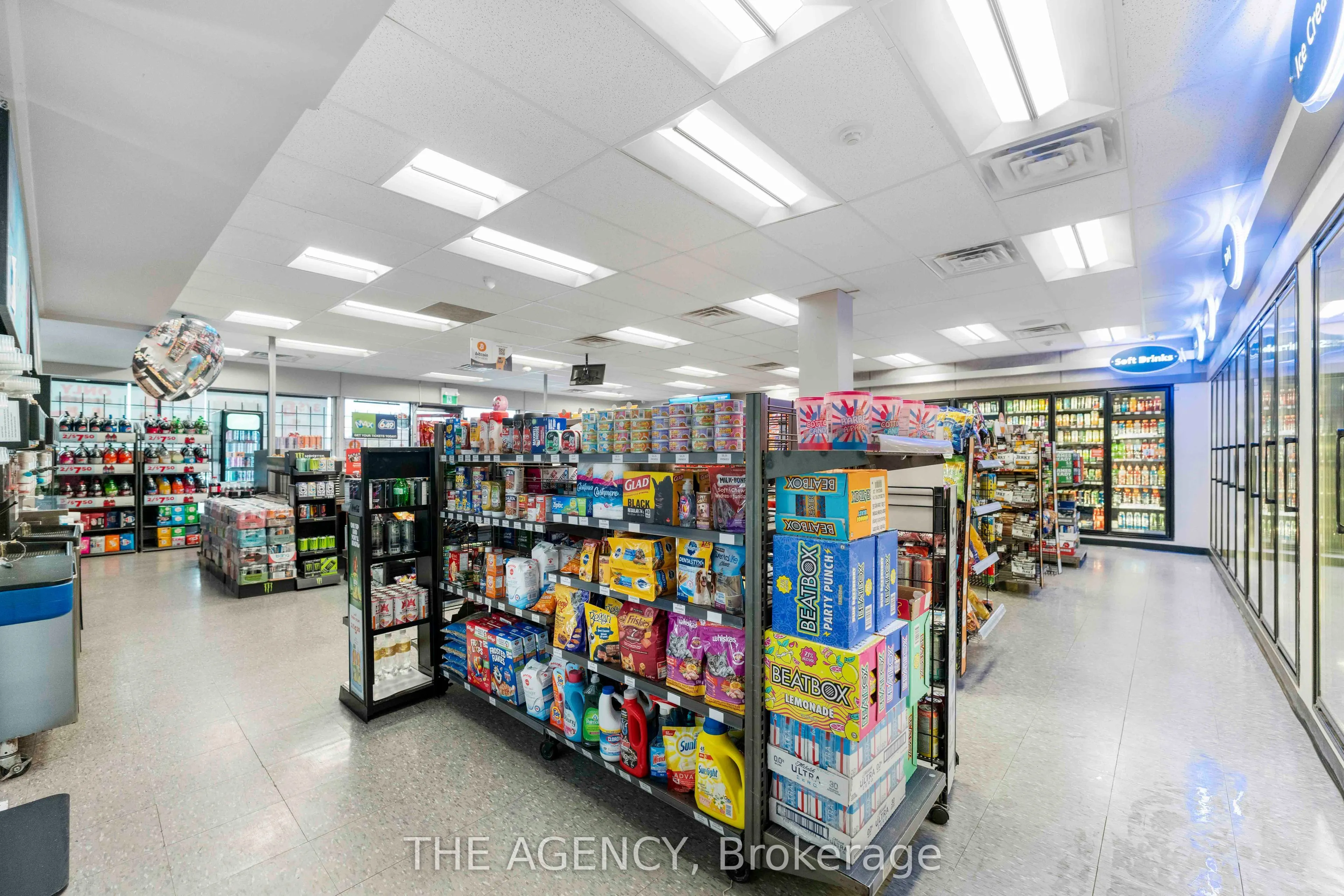 1339 King Street E