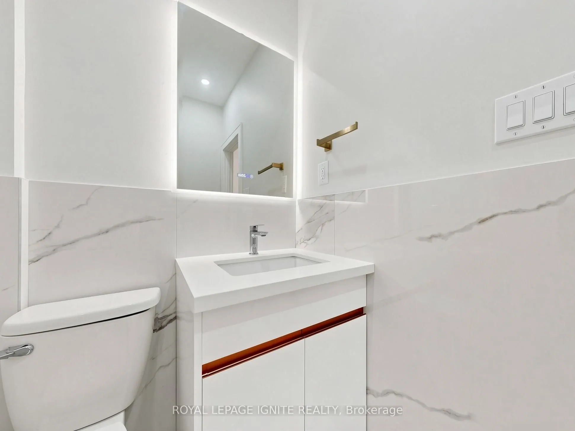 52A Robinson Avenue