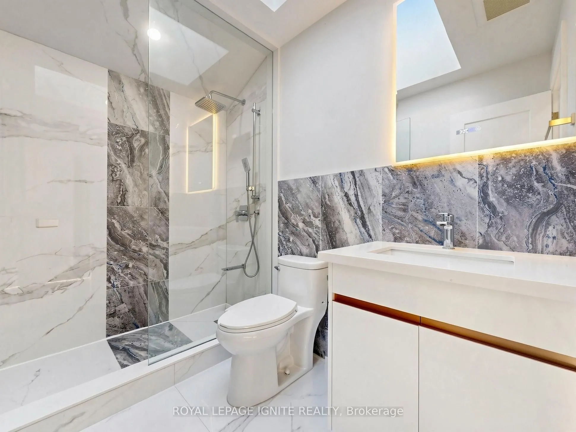 52A Robinson Avenue