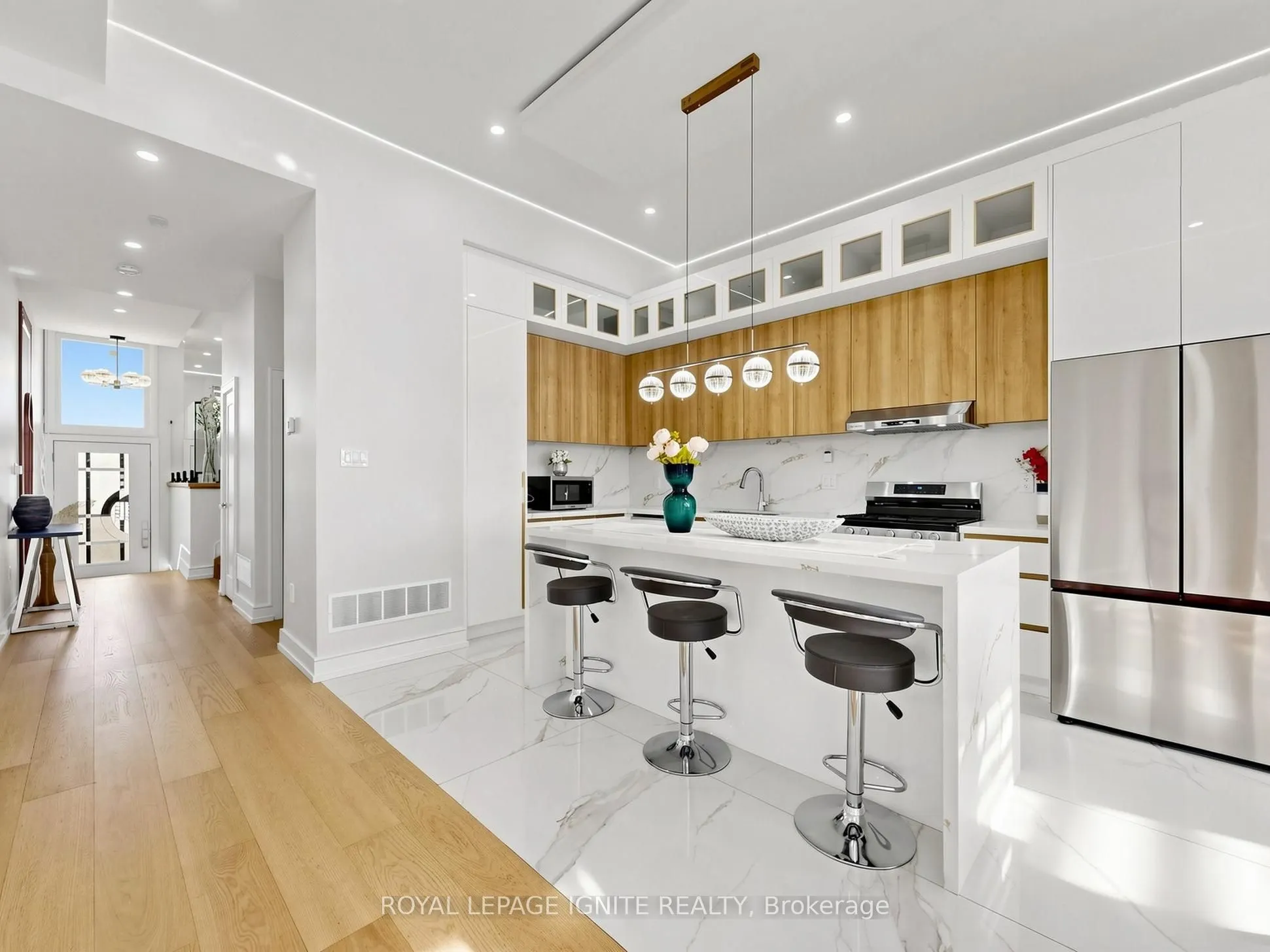 52A Robinson Avenue