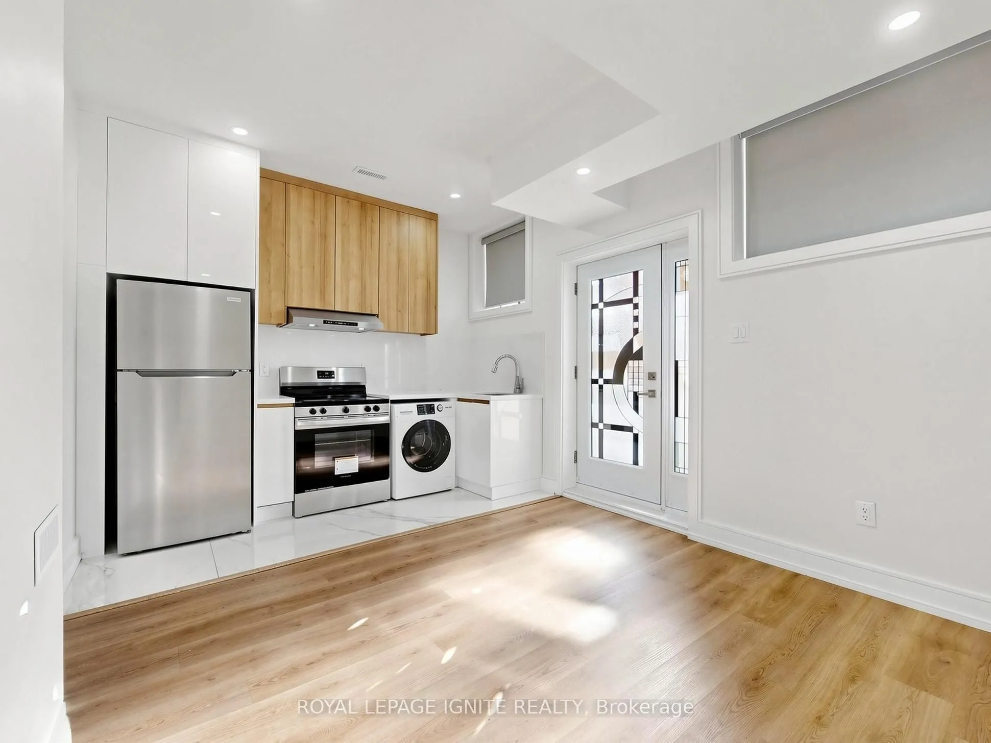 52A Robinson Avenue