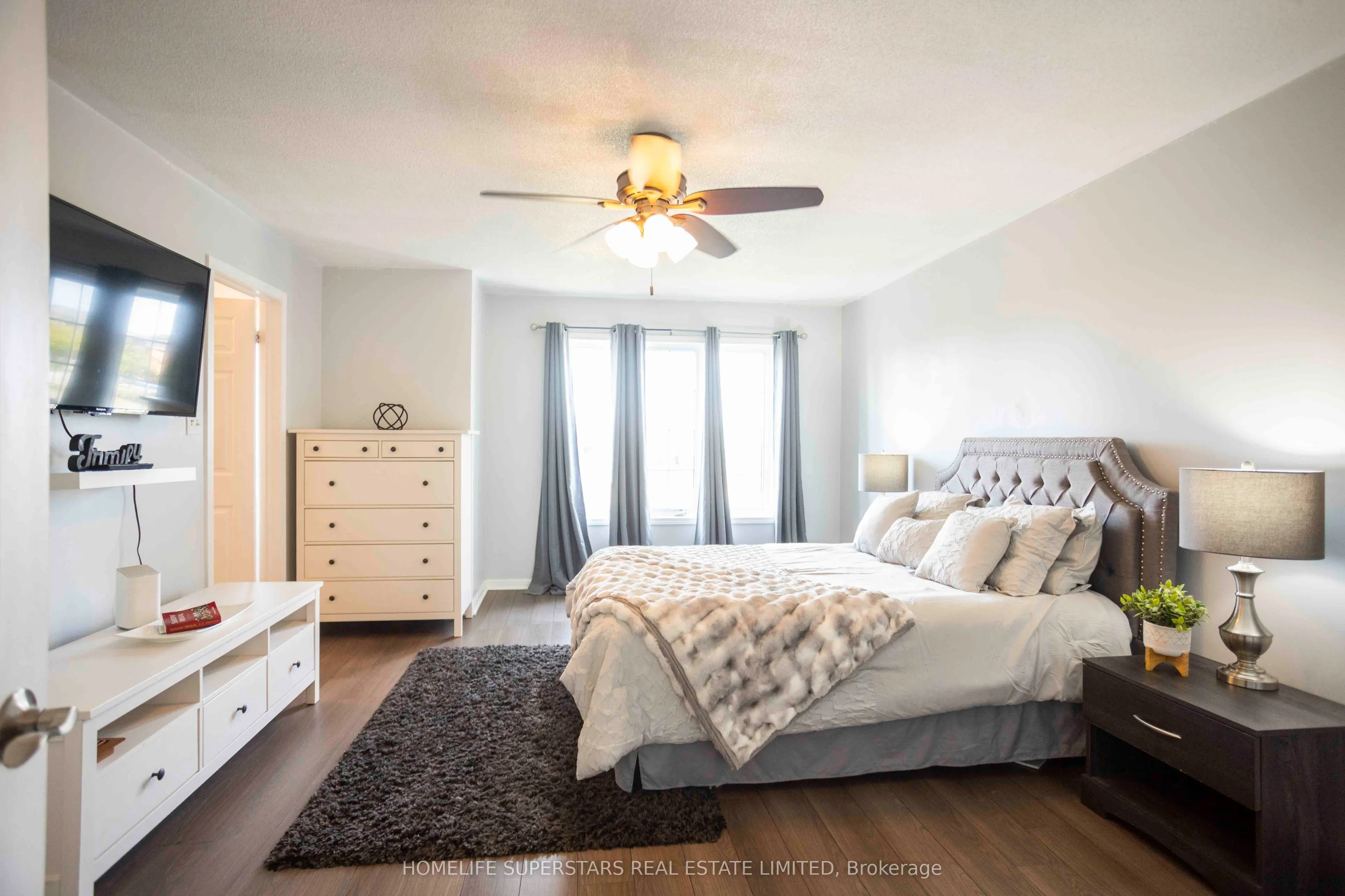 76 Longueuil Place