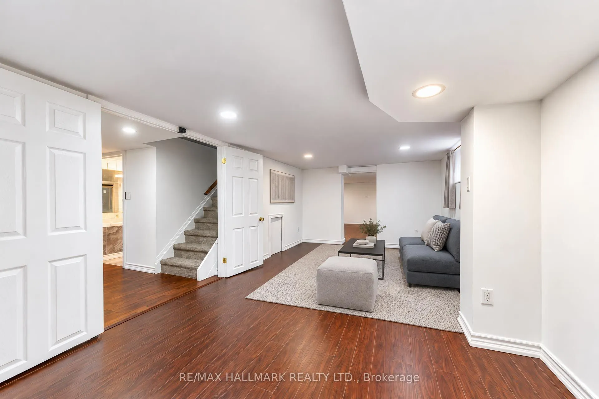 14 Saunders Road