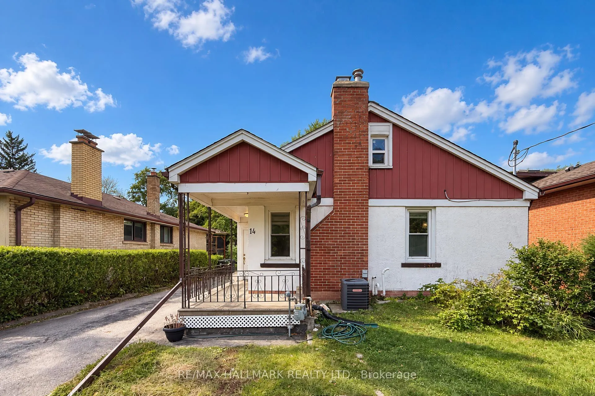 14 Saunders Road