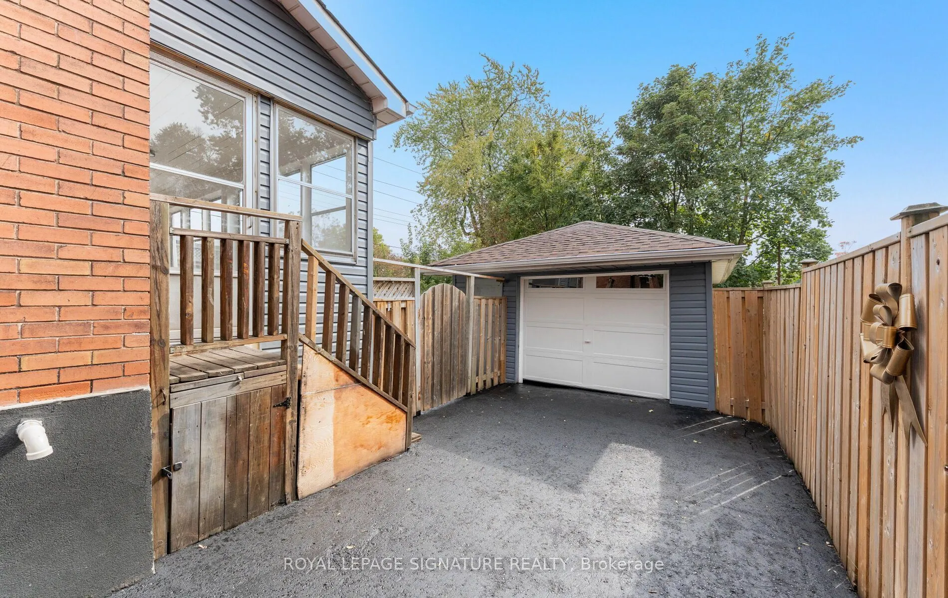 317 Gliddon Avenue